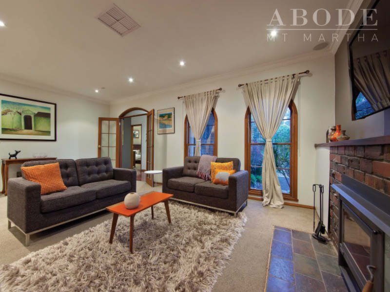 90 Autumn Crescent, Mount Eliza Sold by Abode Peninsula - image 2