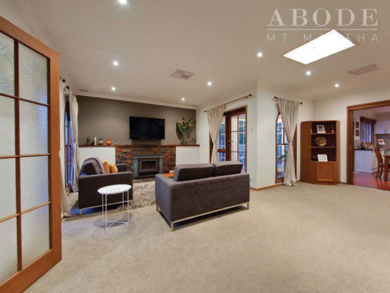 90 Autumn Crescent, Mount Eliza Sold by Abode Peninsula - image 3