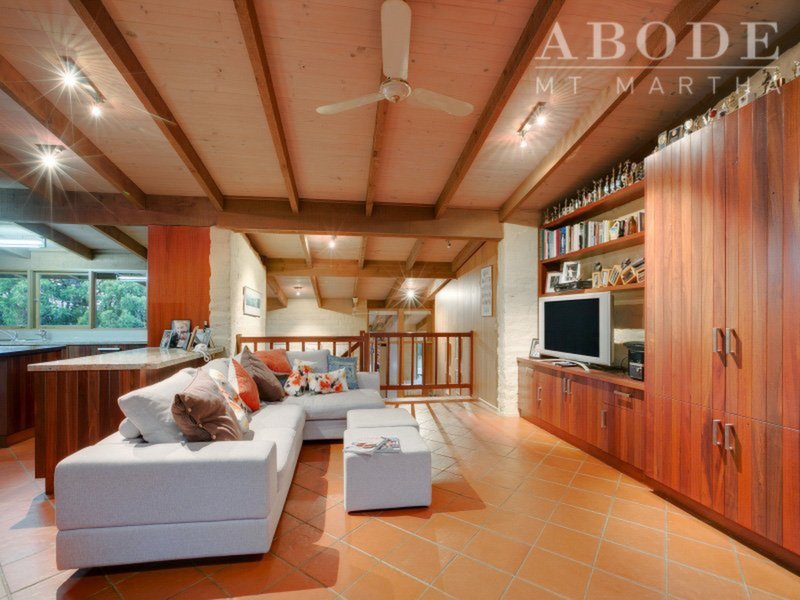 152 Point Leo Road, Red Hill South Sold by Abode Peninsula - image 5