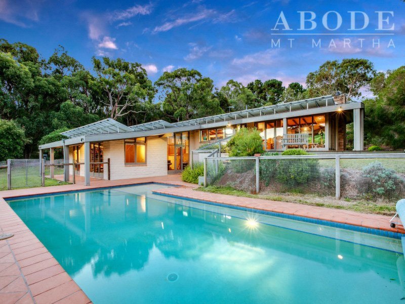 152 Point Leo Road, Red Hill South Sold by Abode Peninsula - image 4