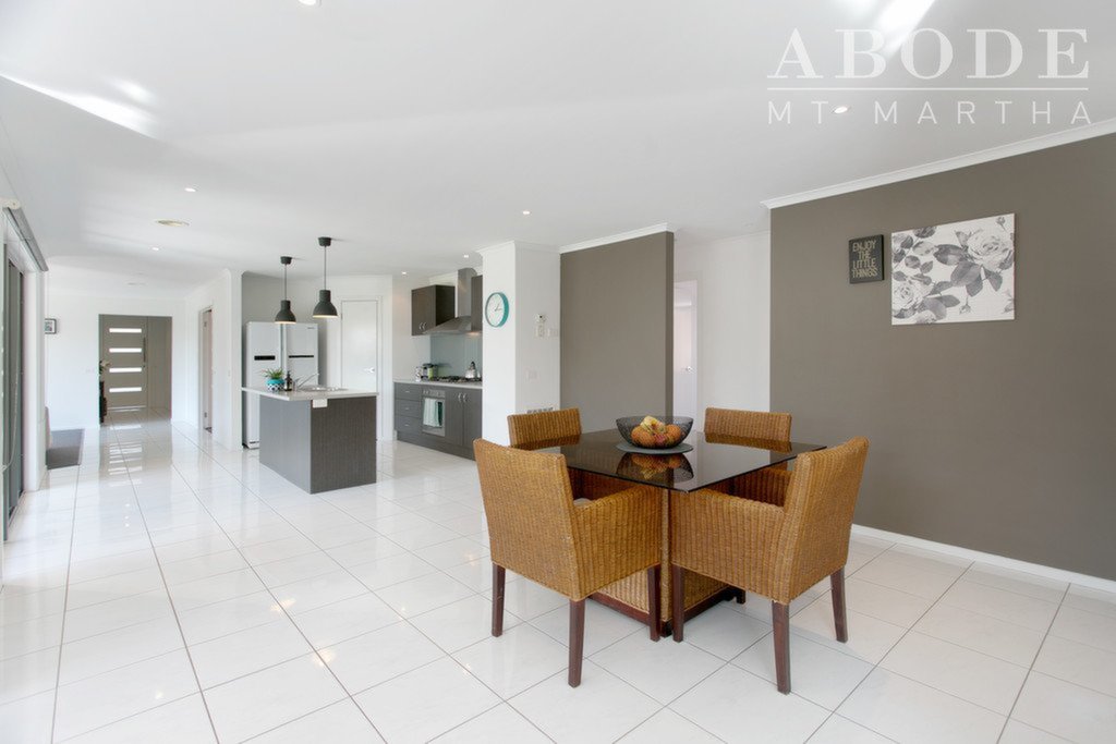 8 Klarica Close, Mount Martha Sold by Abode Peninsula - image 2