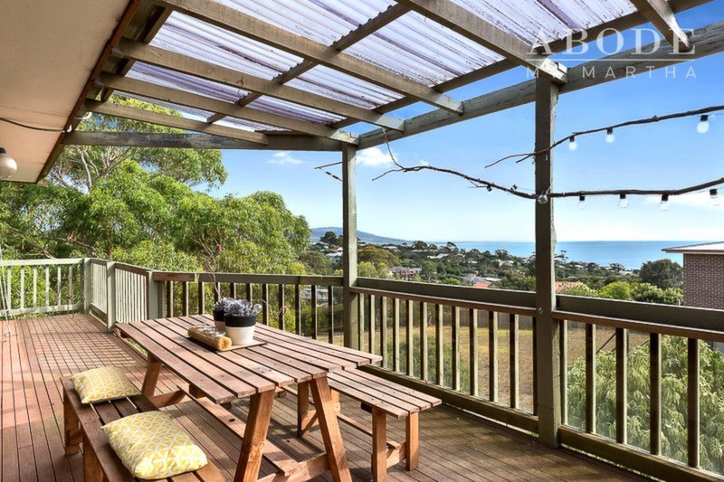 34 Stanley Crescent, Mount Martha Sold by Abode Peninsula - image 2