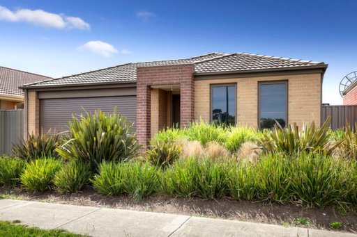 31 Bowyer Avenue, Cranbourne East Sold by Abode Peninsula