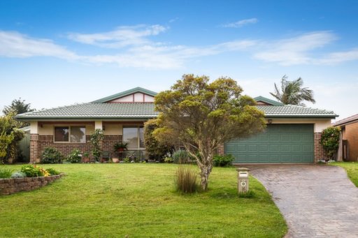 16 Fairway Drive, Safety Beach Sold by Abode Peninsula