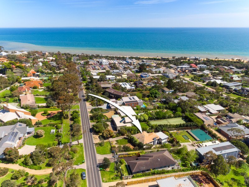 37 Bay Road, Mount Martha Sold by Abode Peninsula - image 2