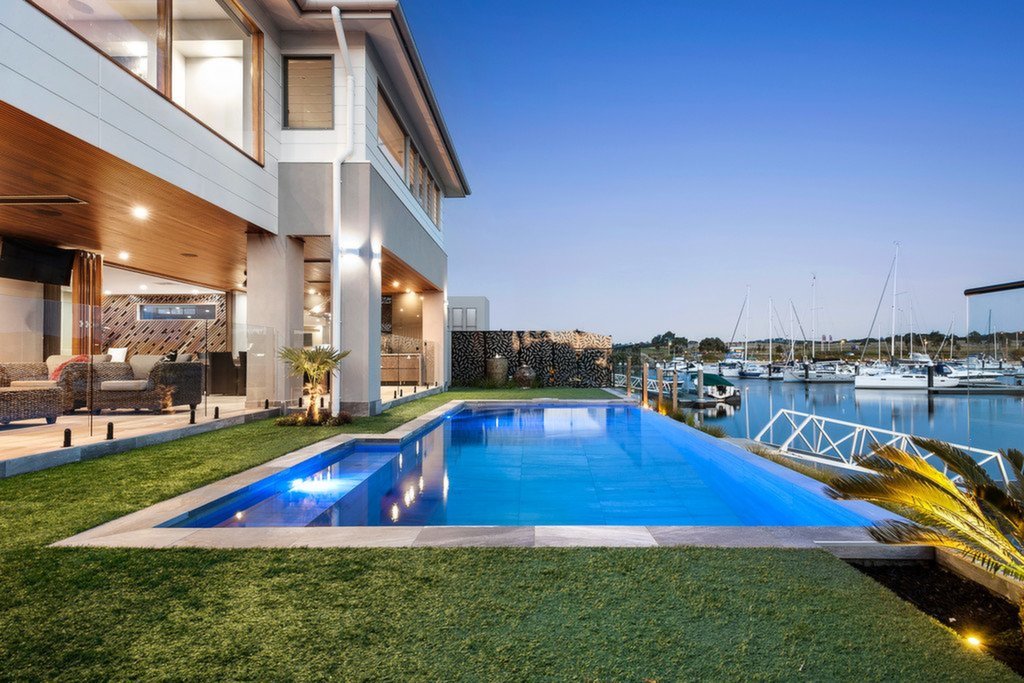 10 Helsal Point, Safety Beach Sold by Abode Peninsula - image 1