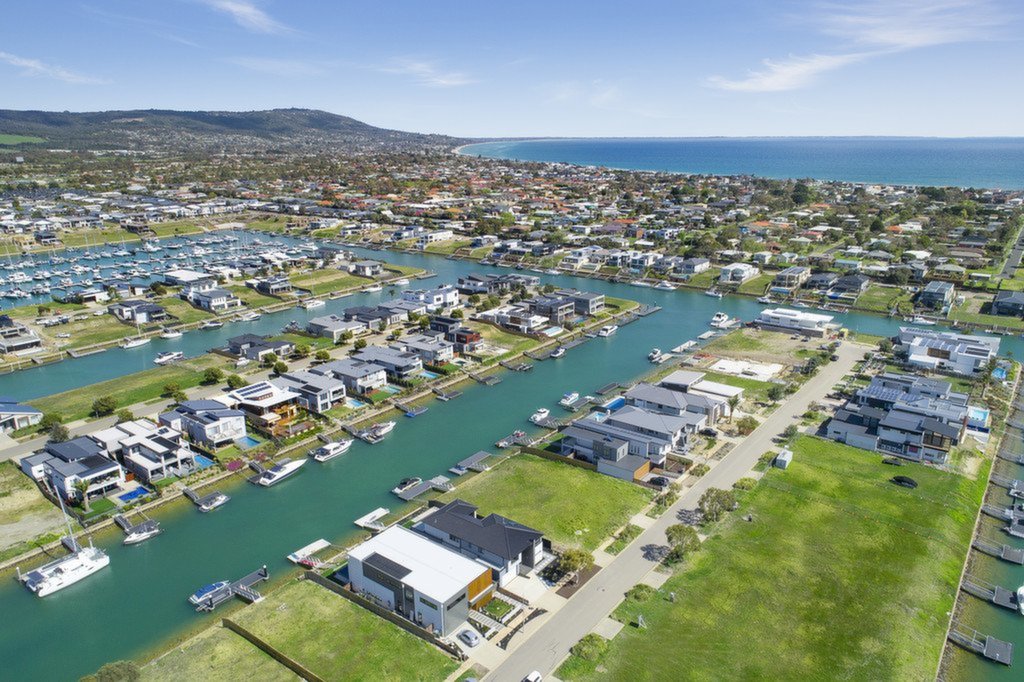 4 Ragamuffin Point, Safety Beach Sold by Abode Peninsula - image 15