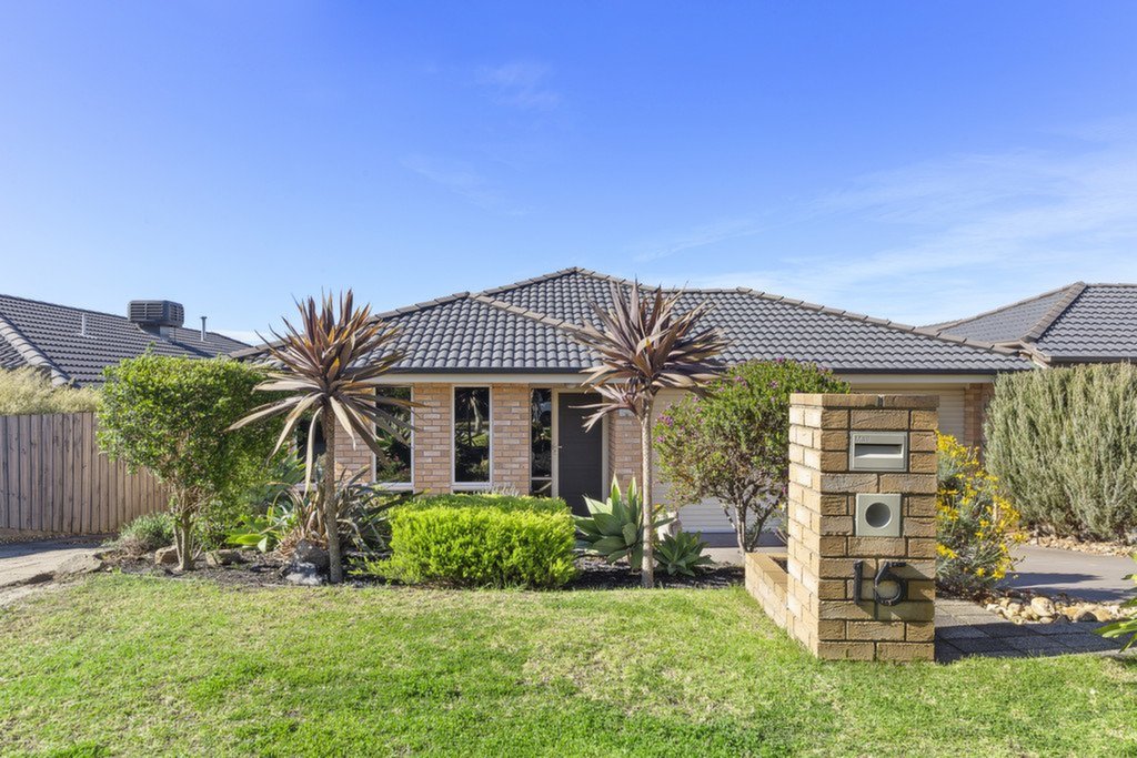 15 Elspeth Circuit, Mount Martha Sold by Abode Peninsula - image 4