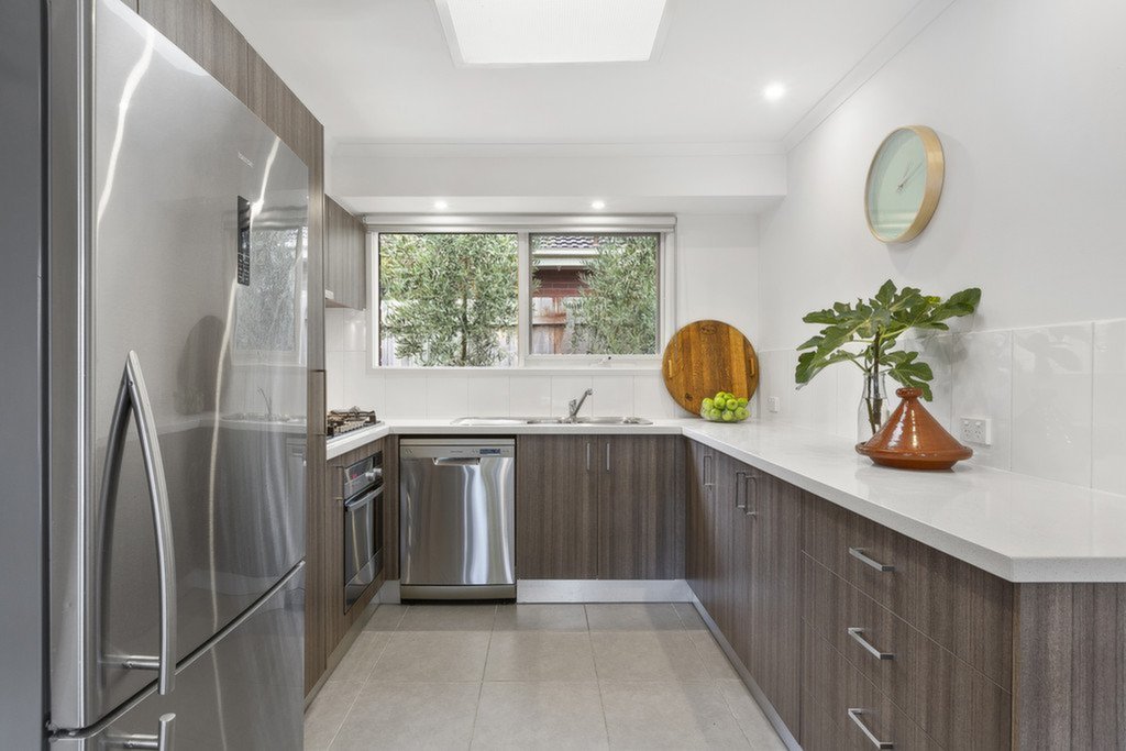 8 George Street, Mornington Sold by Abode Peninsula - image 2