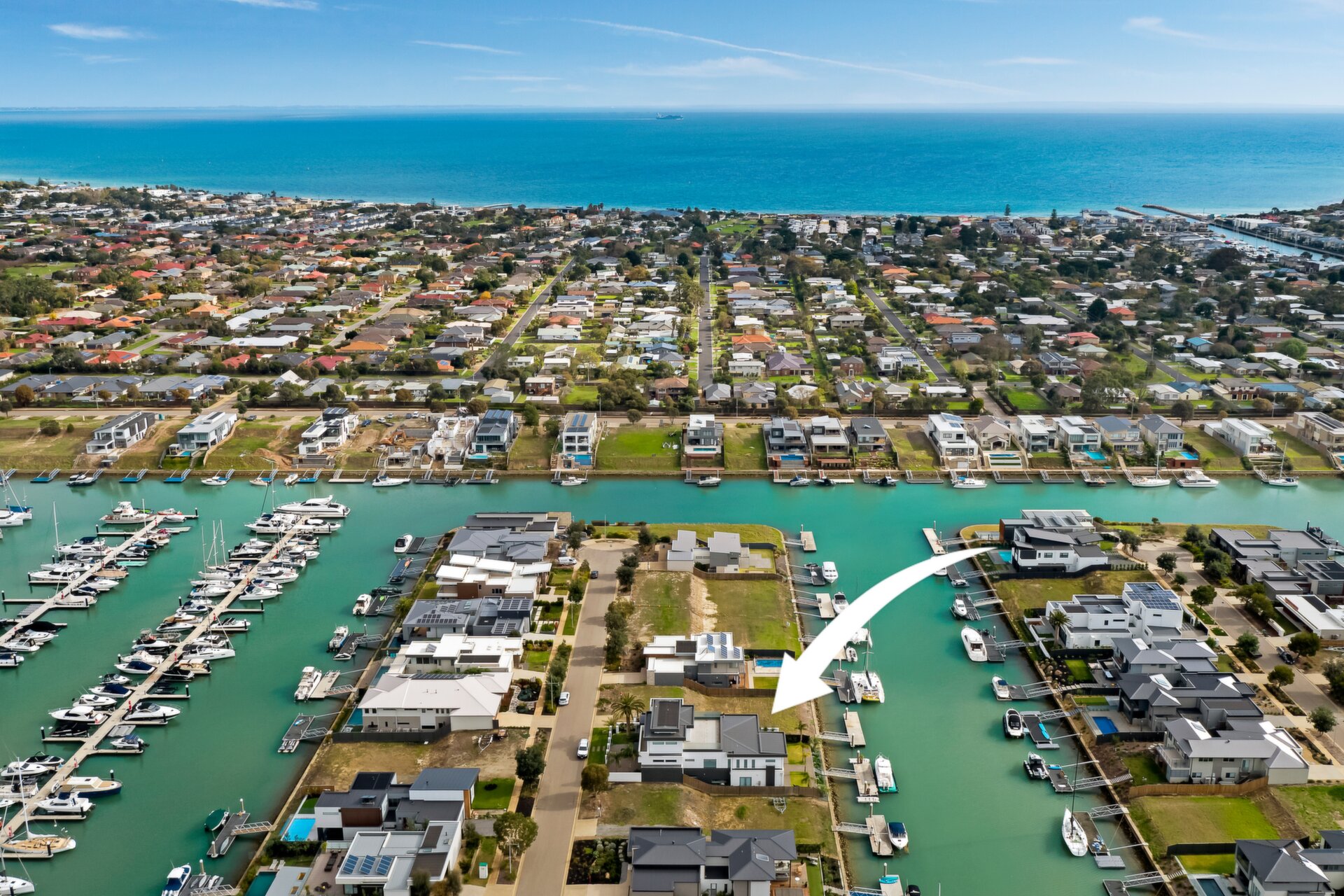 21 Helsal Point, Safety Beach Sold by Abode Peninsula - image 1