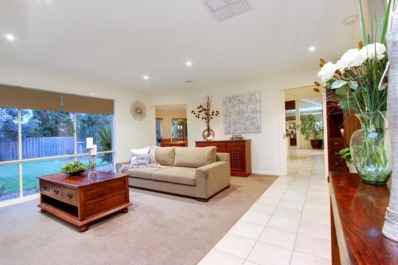 6 Chateaux Close, Mount Martha Sold by Abode Peninsula - image 2