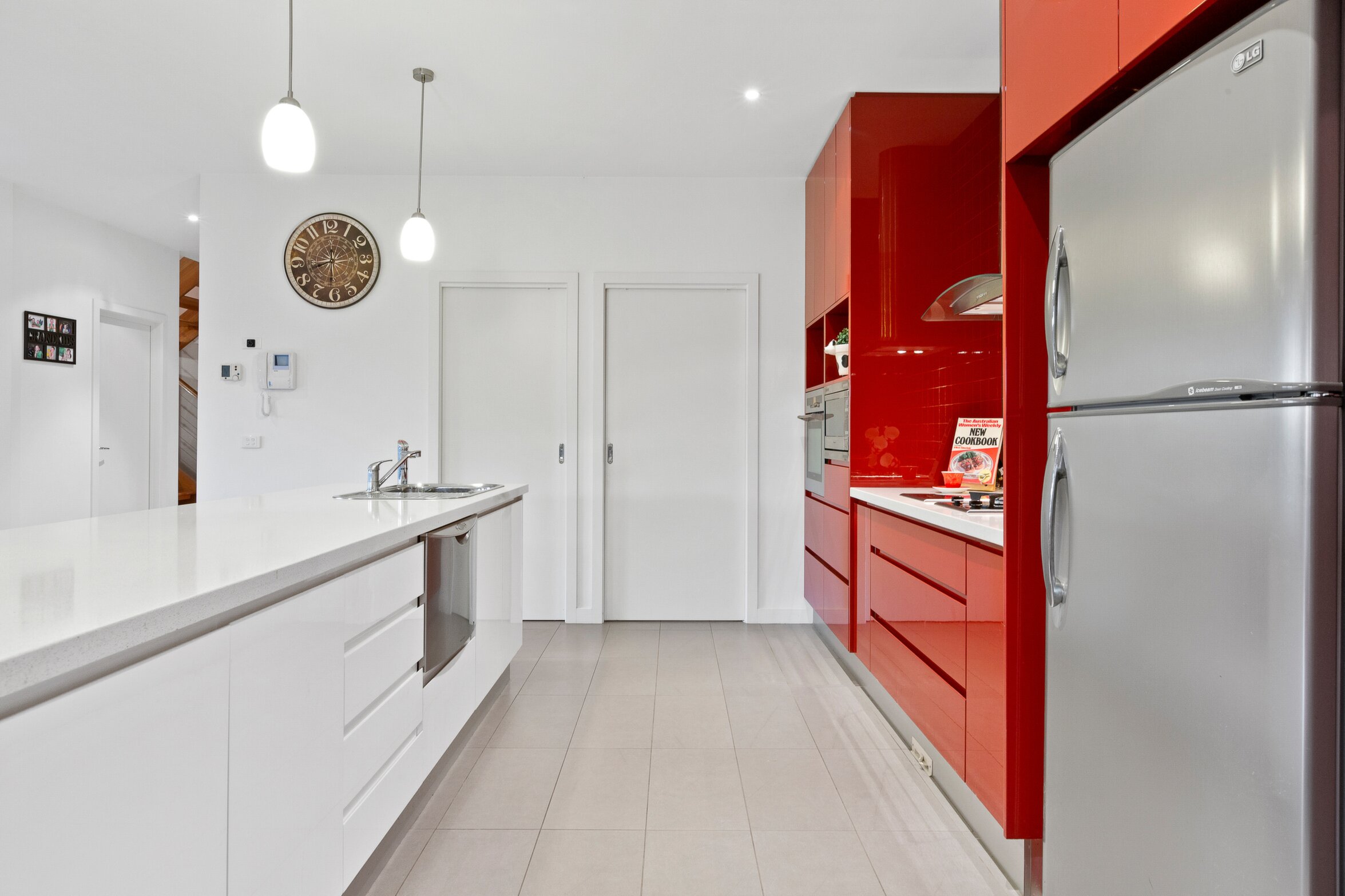 2/32 Shandon Street, Mornington Sold by Abode Peninsula - image 3