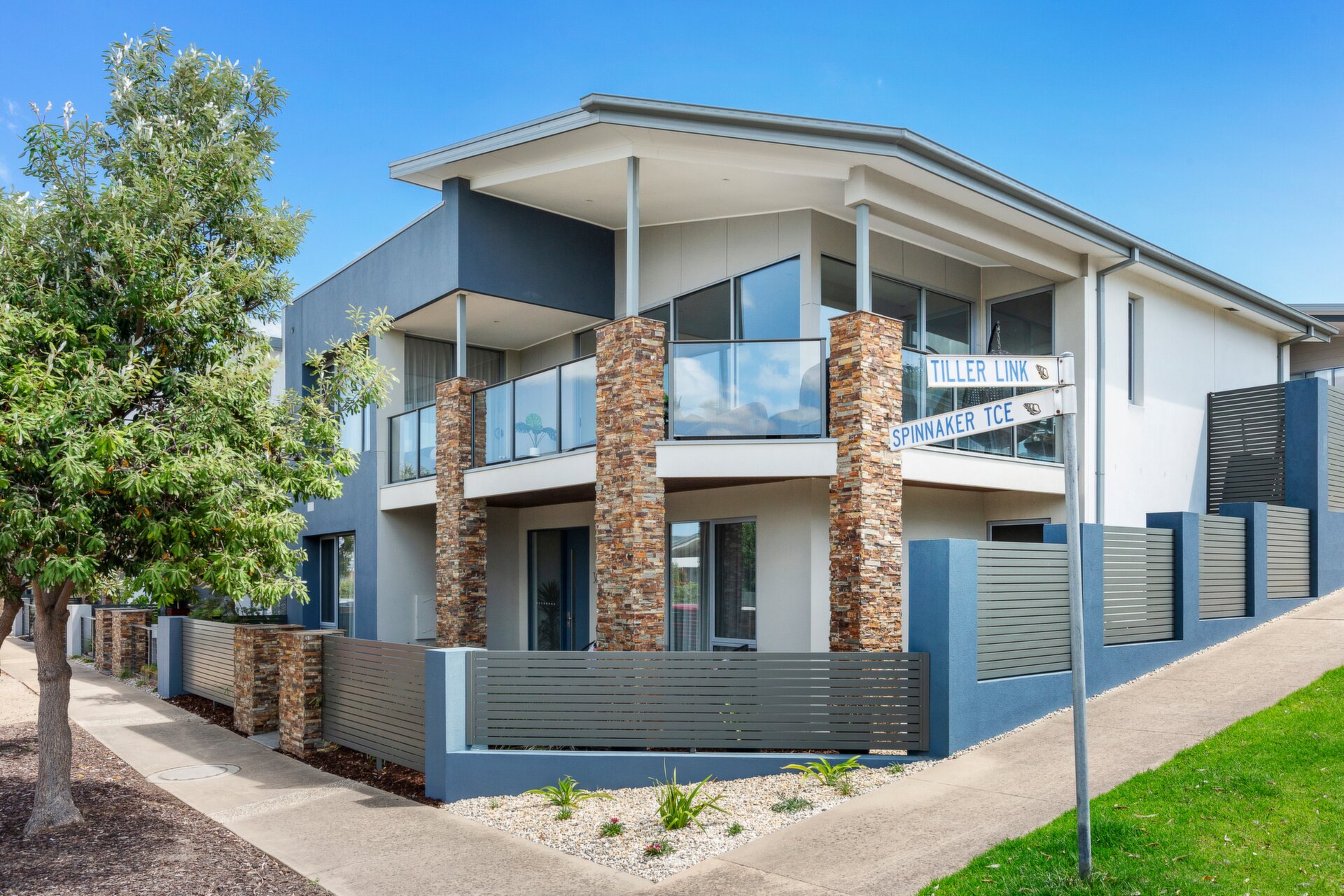 36 Spinnaker Terrace, Safety Beach Sold by Abode Peninsula - image 1