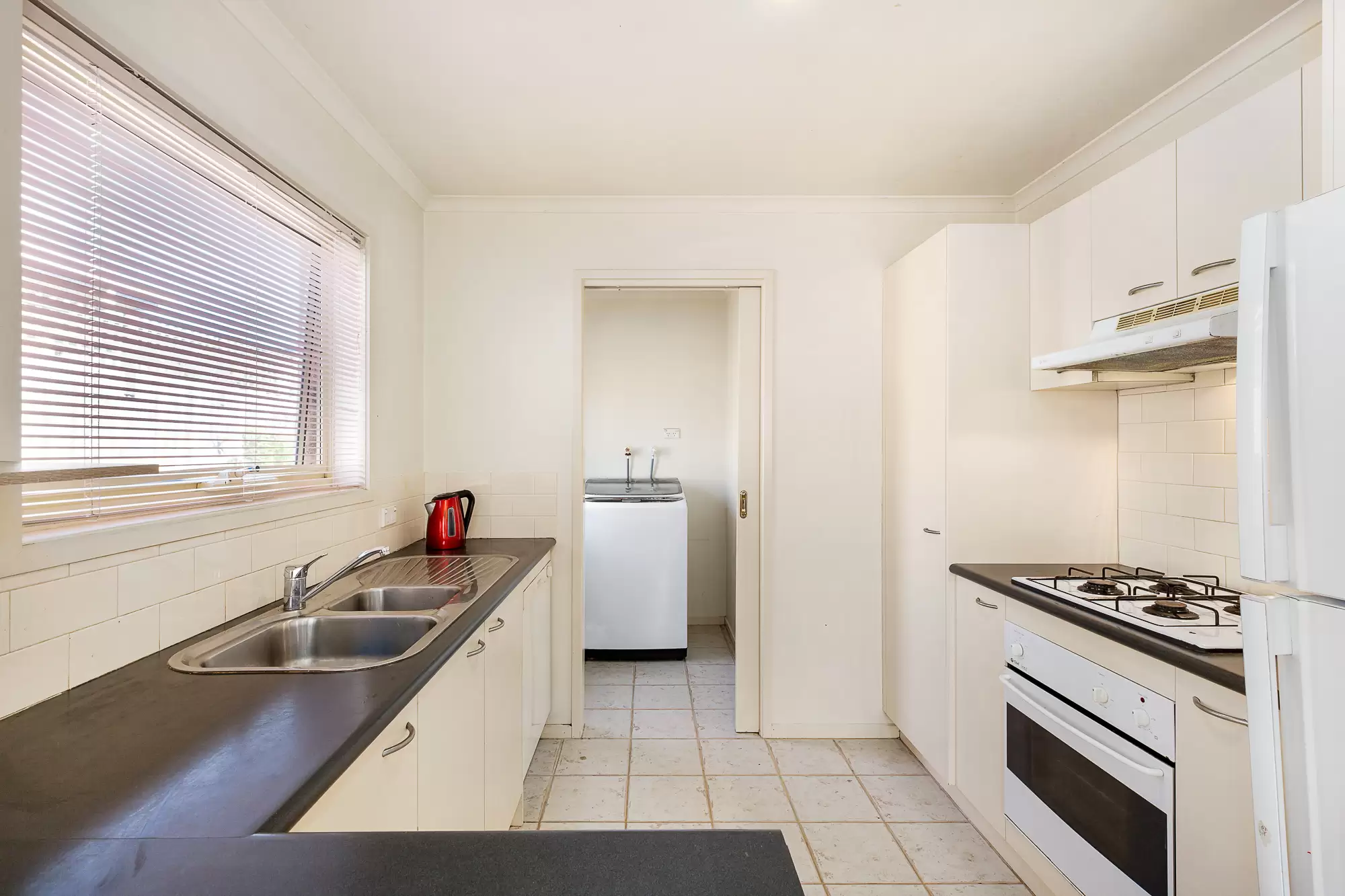 3/4 Haig Street, Mornington Leased by Abode Peninsula - image 2
