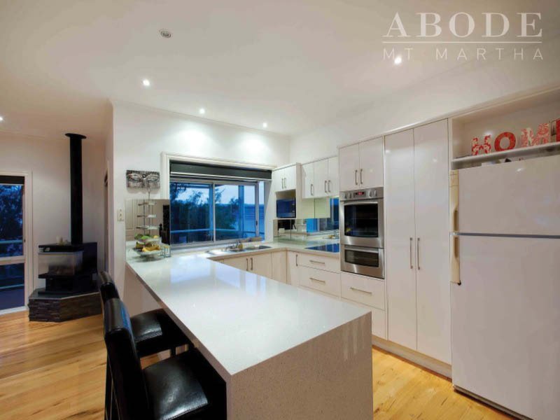 50 Stanley Crescent, Mount Martha Sold by Abode Peninsula - image 3