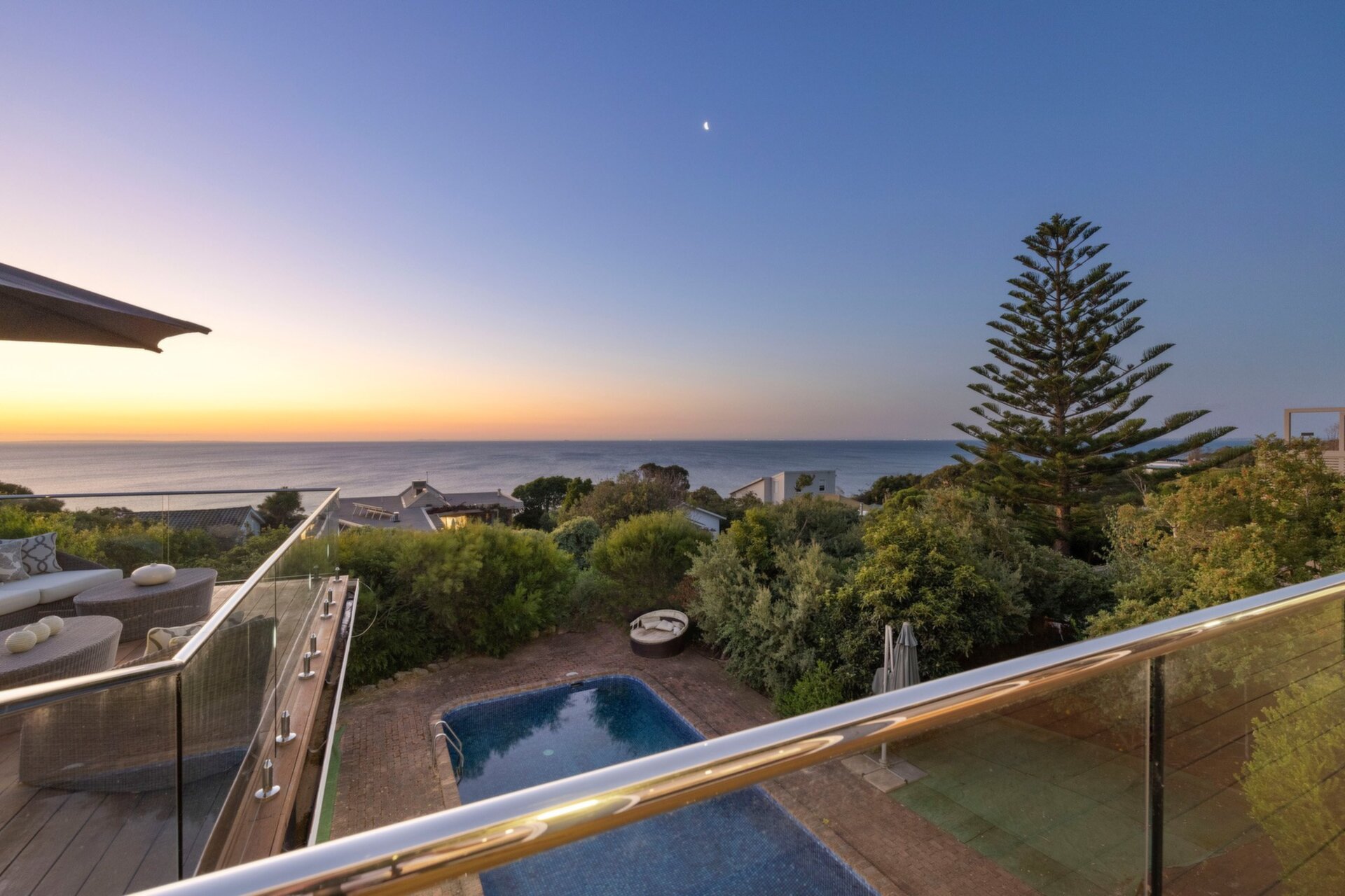 5 Manatee Avenue, Mount Eliza Leased by Abode Peninsula - image 1