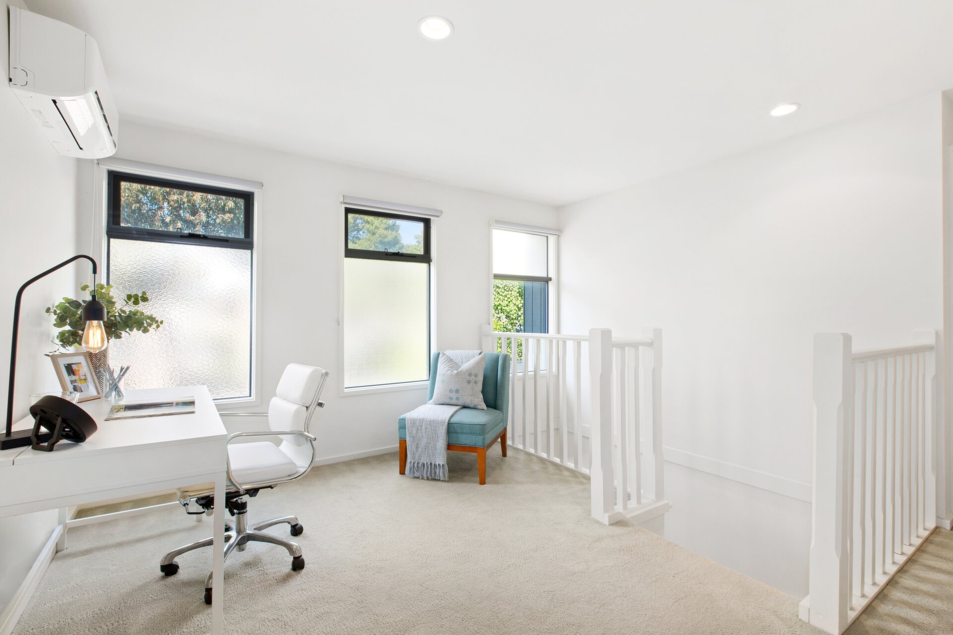 2/18 Sanders Road, Frankston South Sold by Abode Peninsula - image 1