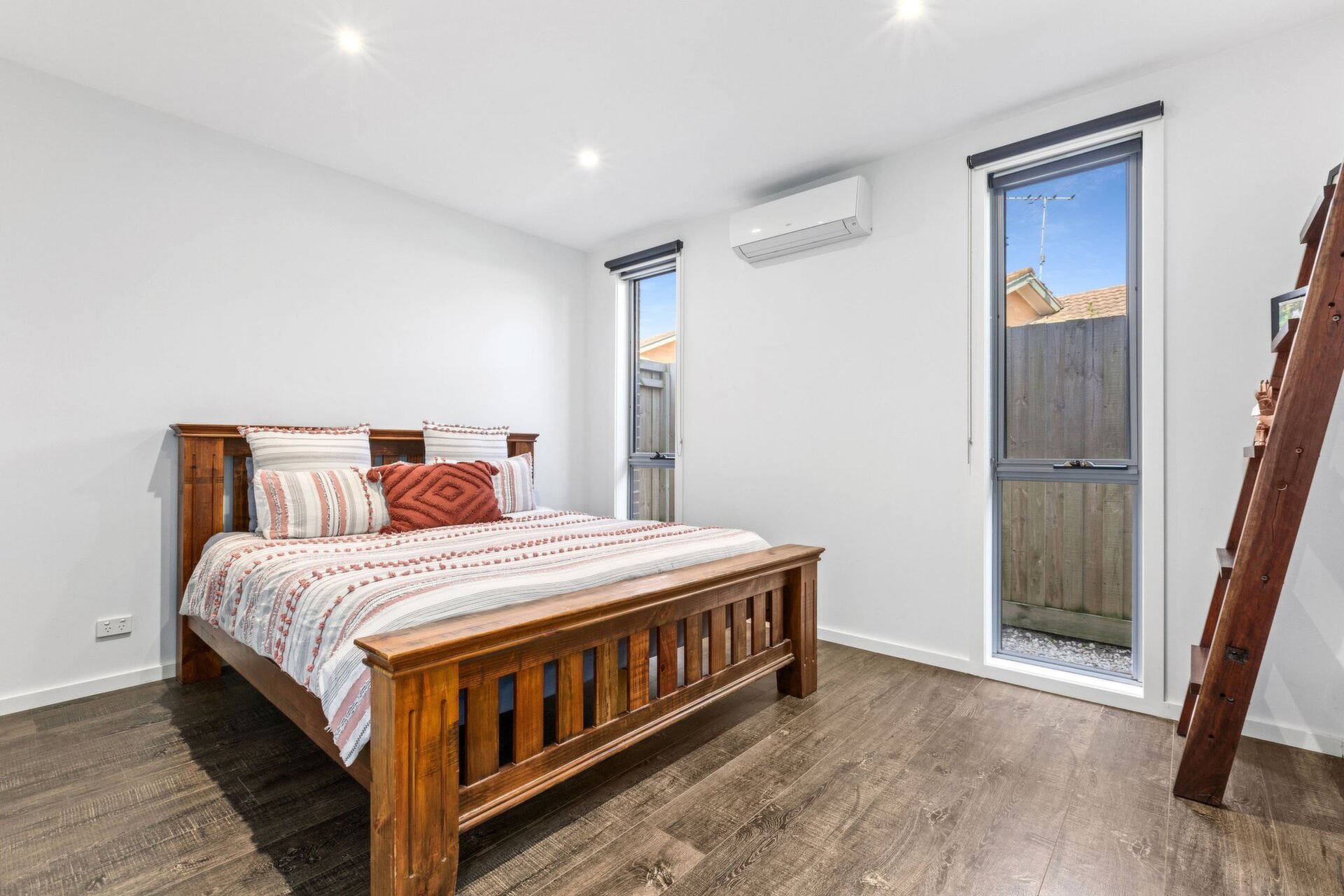 9 Surrey Street, Mornington Sold by Abode Peninsula - image 1