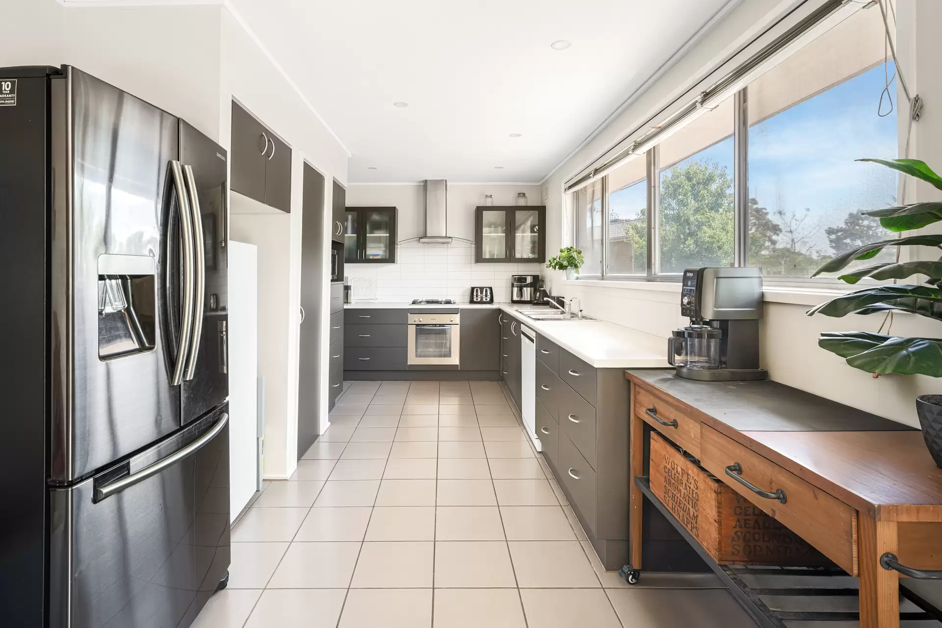 2 Derril Place, Frankston Leased by Abode Peninsula - image 1