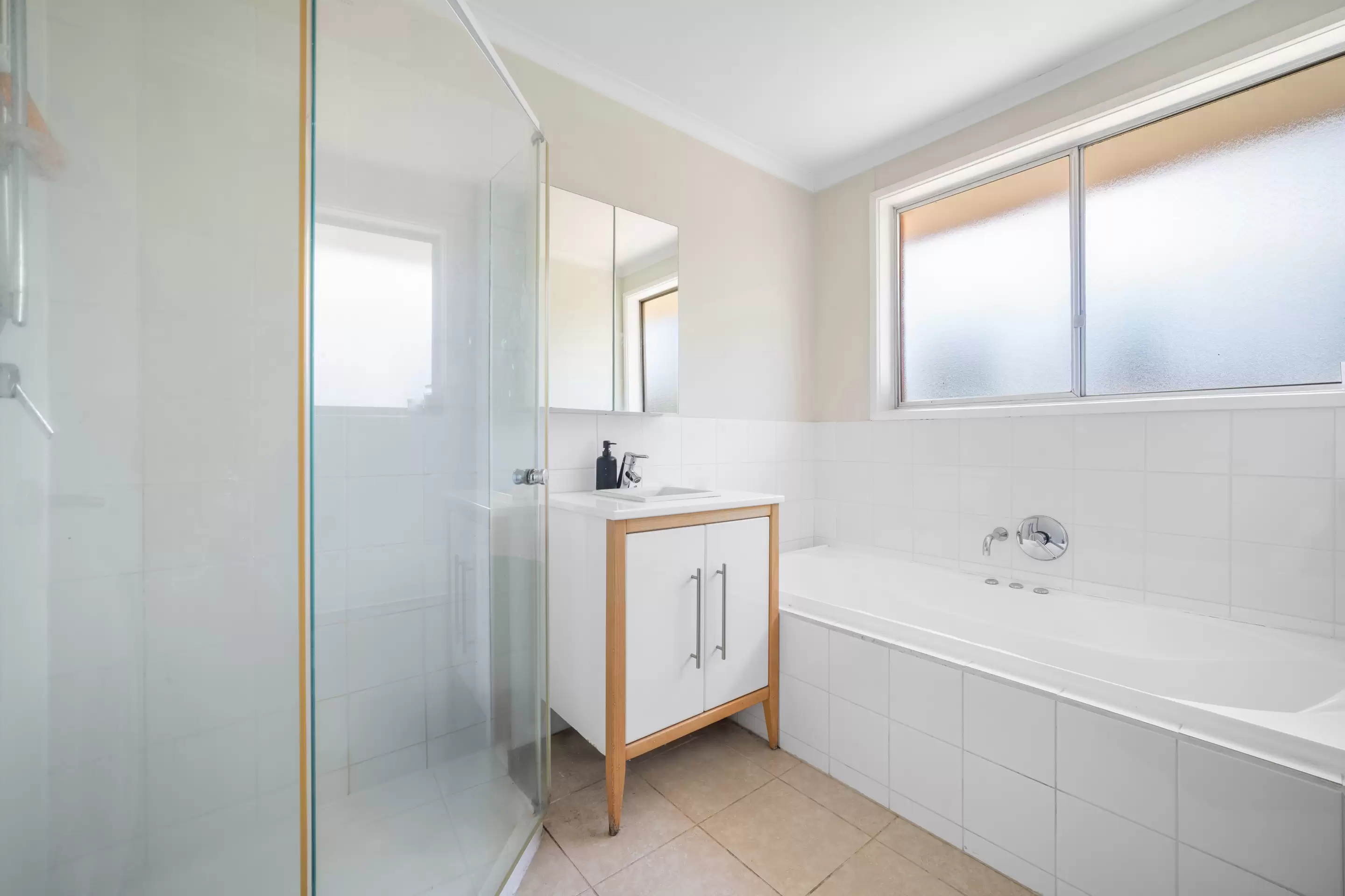 2 Derril Place, Frankston Leased by Abode Peninsula - image 9