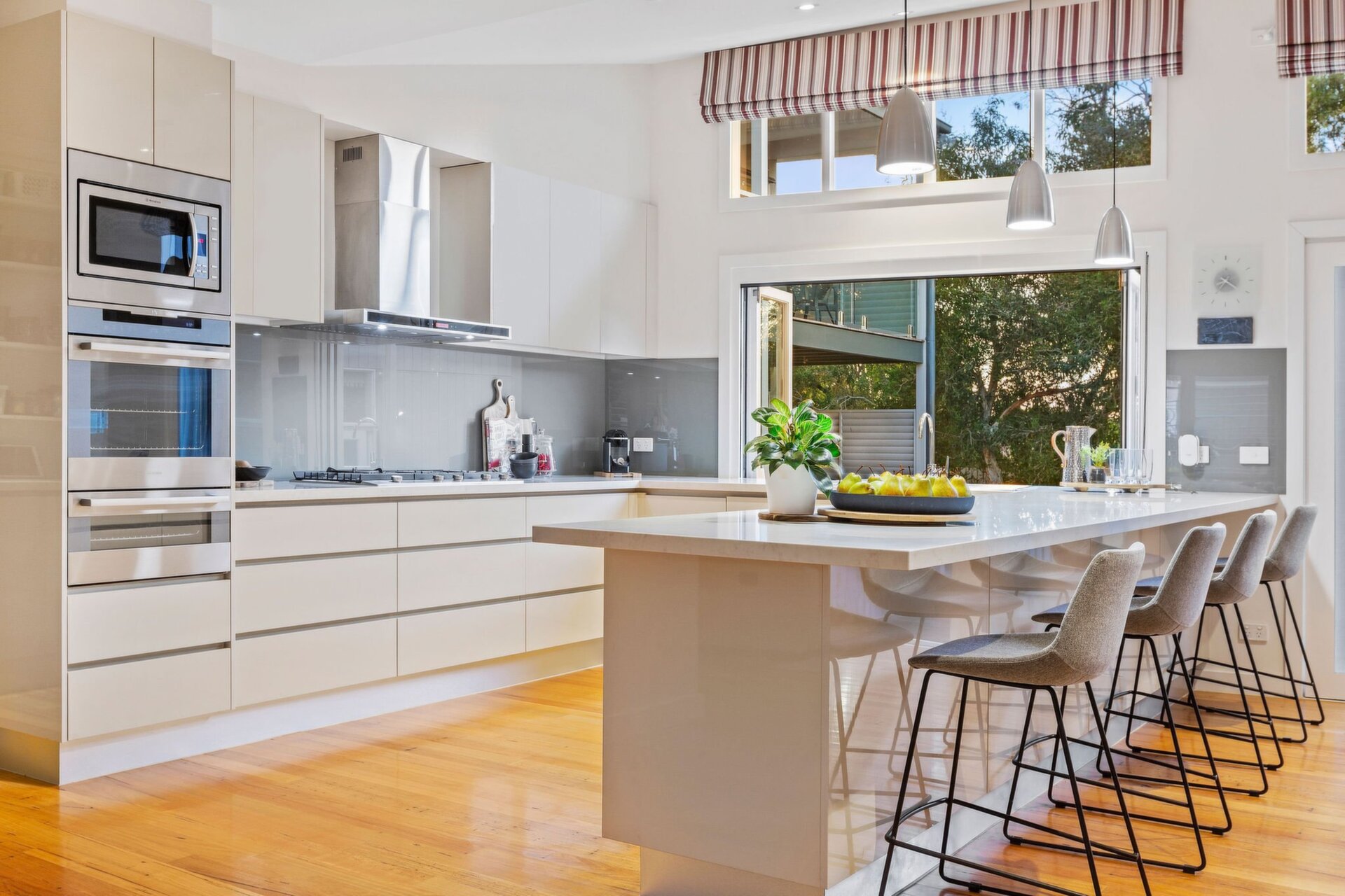 4 Naples Street, Mornington Sold by Abode Peninsula - image 1