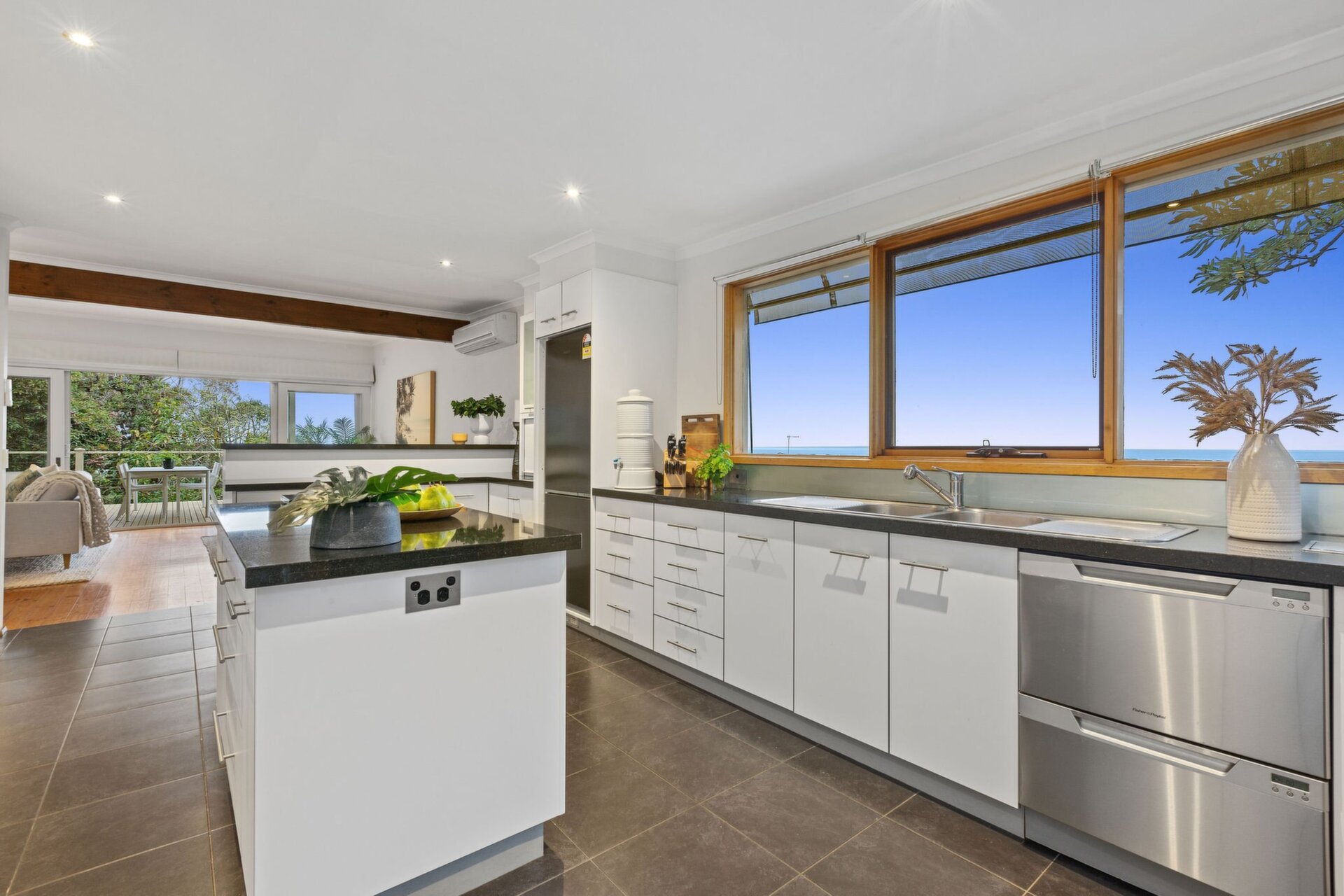 1 Sunshine Drive, Mount Martha Sold by Abode Peninsula - image 1