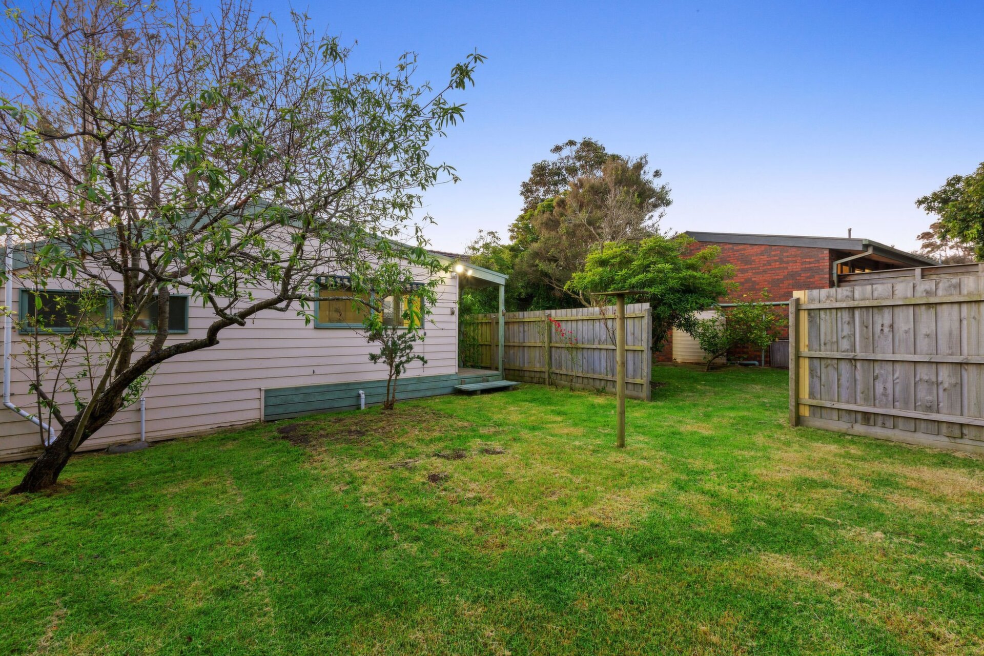 18 Morrisons Avenue, Mount Martha Sold by Abode Peninsula - image 1