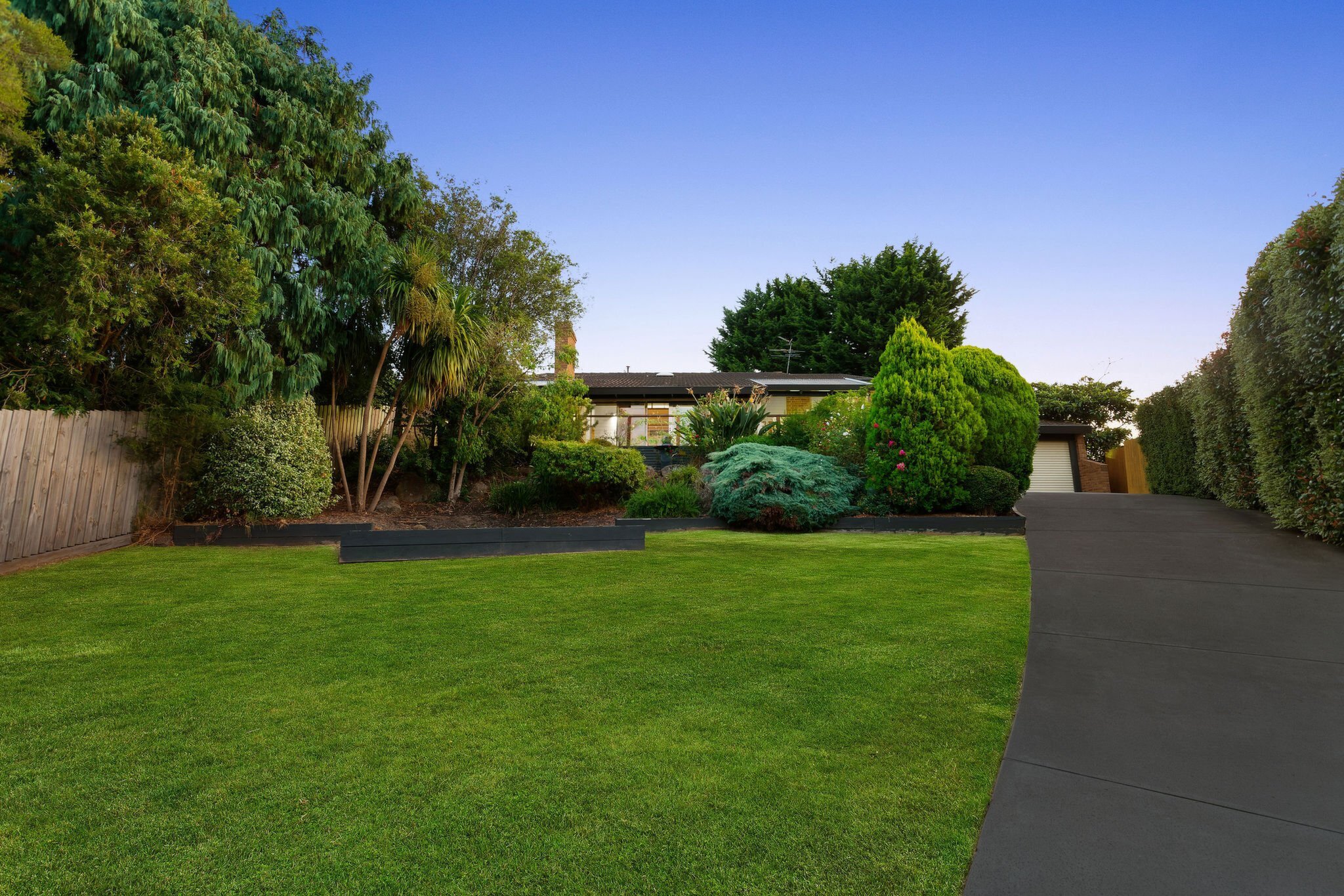 4 Oxford Court, Mount Martha Sold by Abode Peninsula - image 1