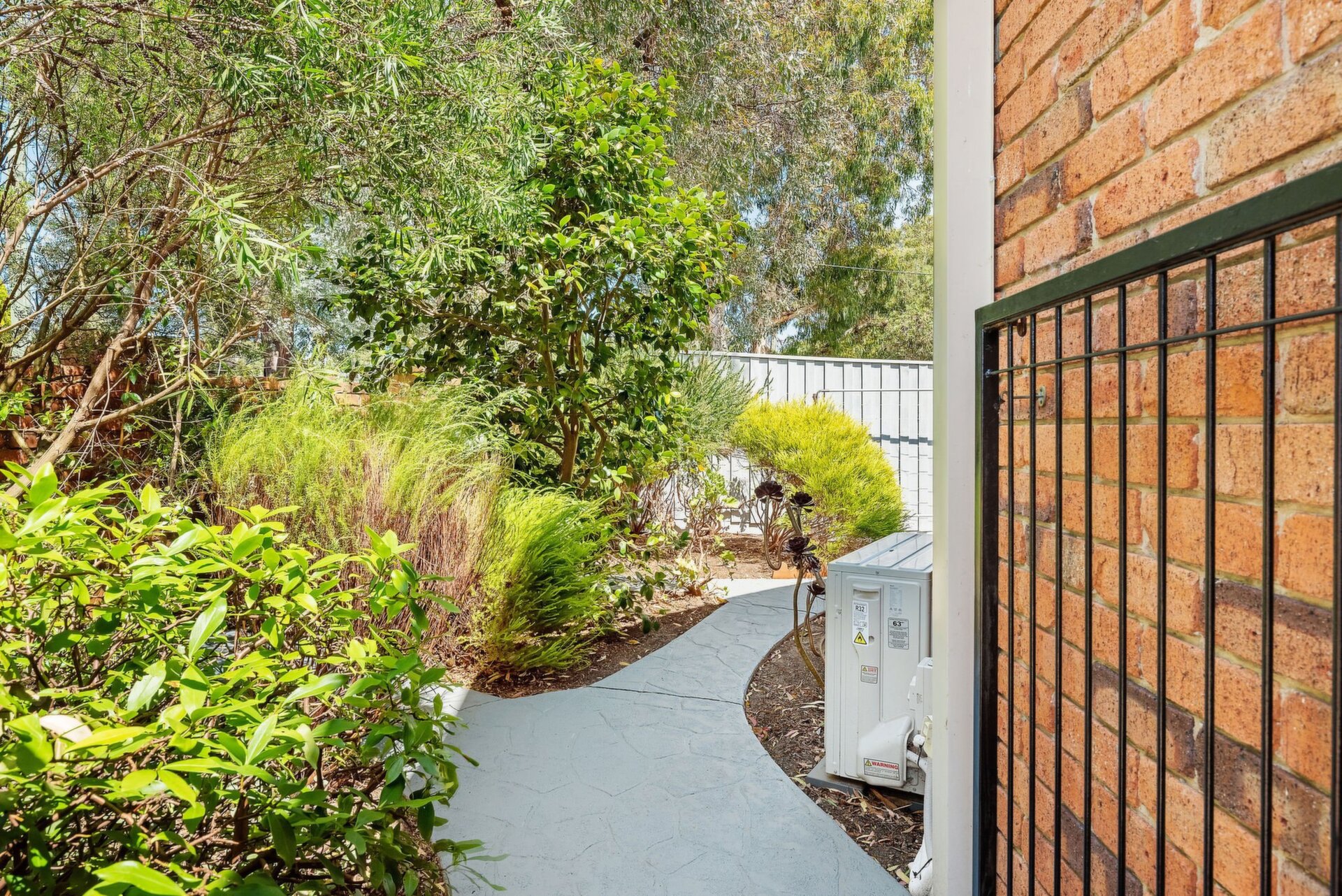 1/5 Betty Avenue, Mount Eliza Sold by Abode Peninsula - image 1