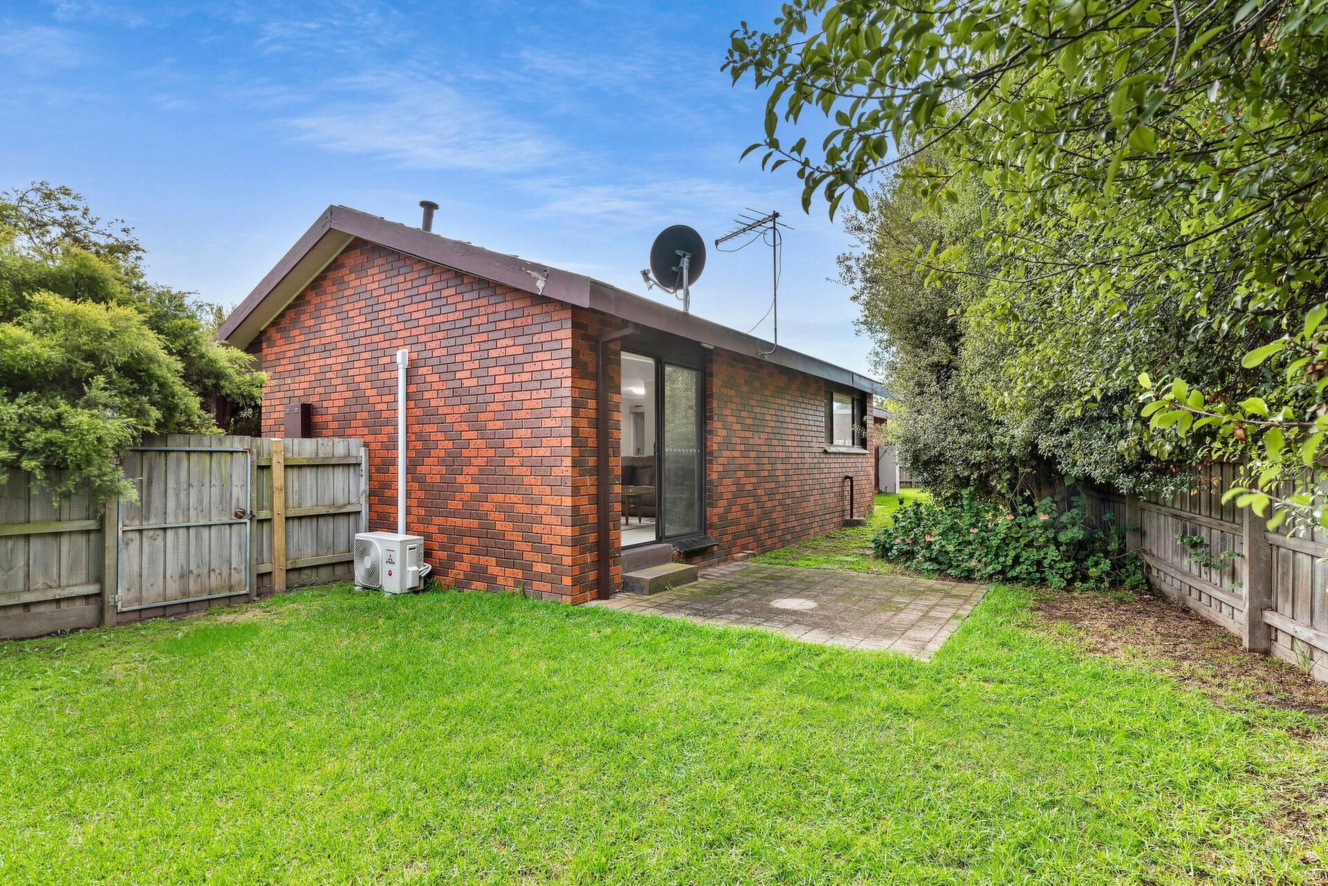 2/12 Troon Avenue, Mornington Leased by Abode Peninsula - image 1