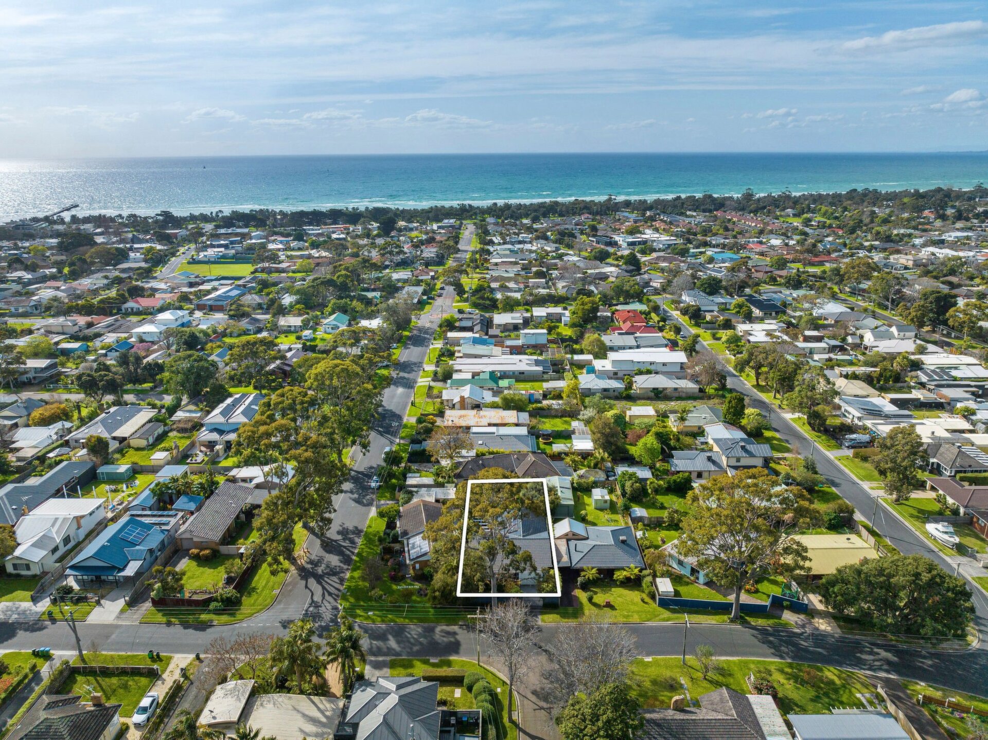 10 Mark Street, Rosebud Sold by Abode Peninsula - image 1