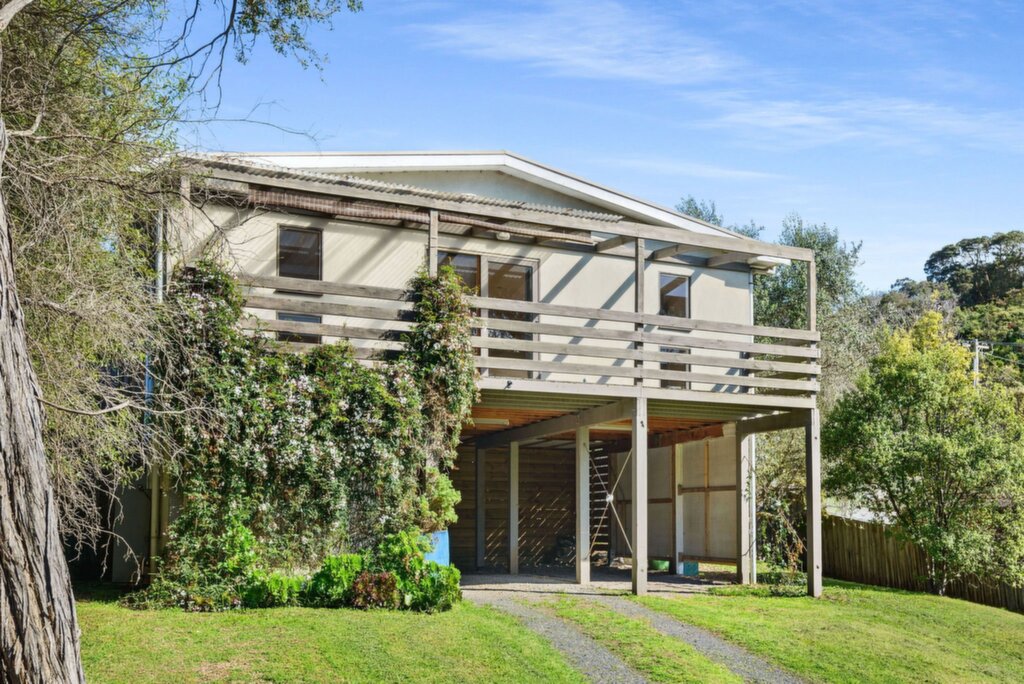 64 Valley Drive, Rye Leased by Abode Peninsula