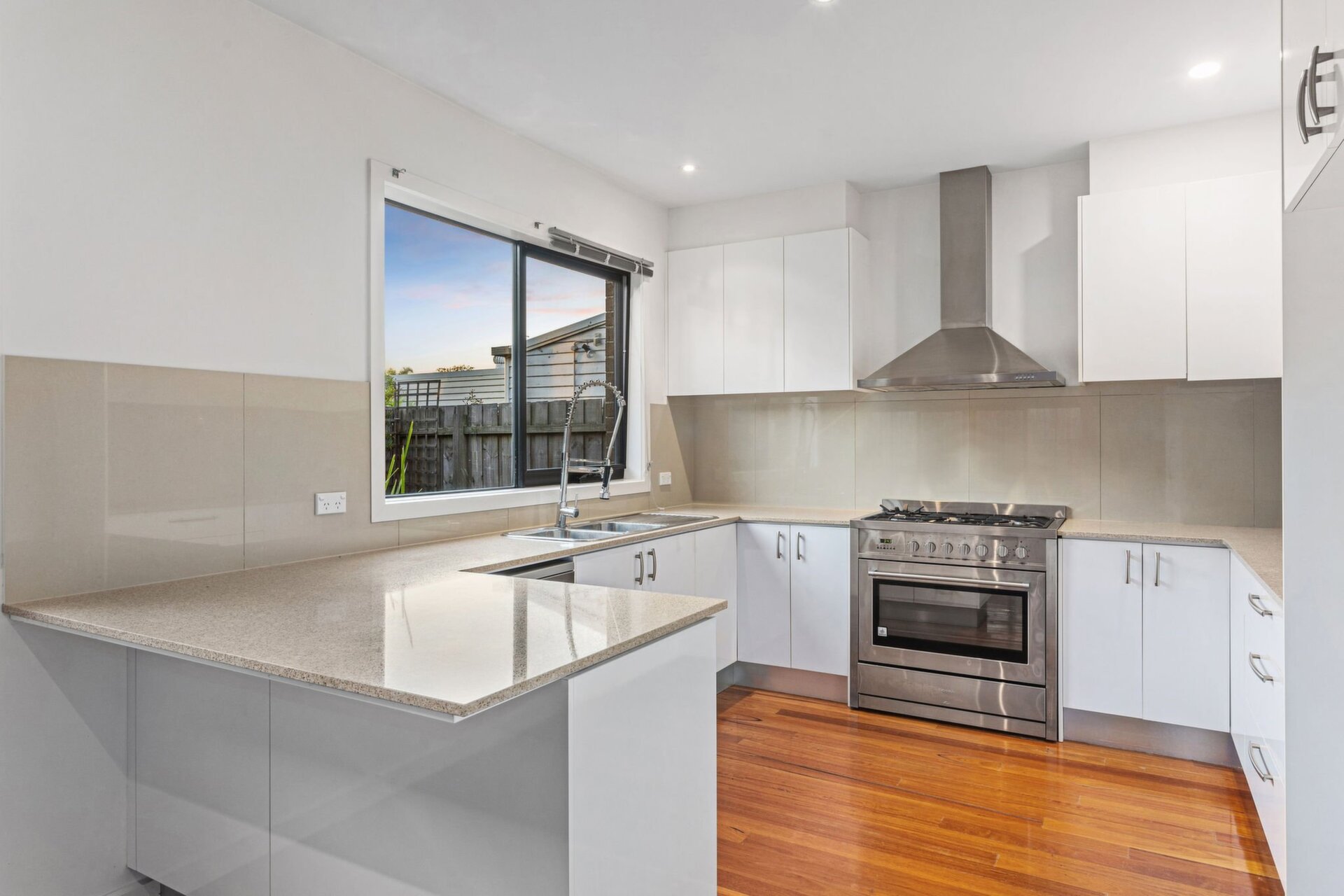 1 Geofrey Street, Frankston Sold by Abode Peninsula - image 1