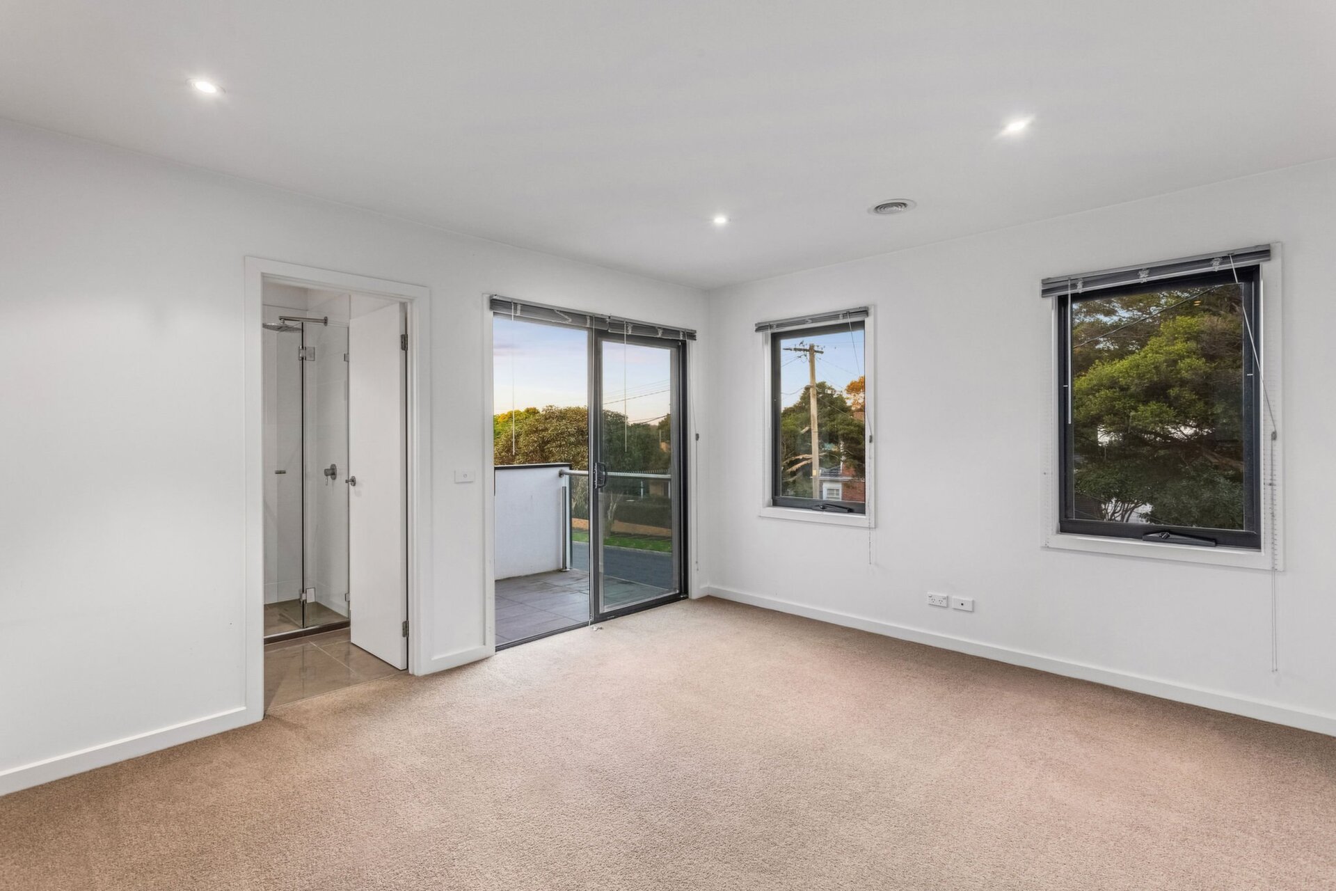 1 Geofrey Street, Frankston Sold by Abode Peninsula - image 1