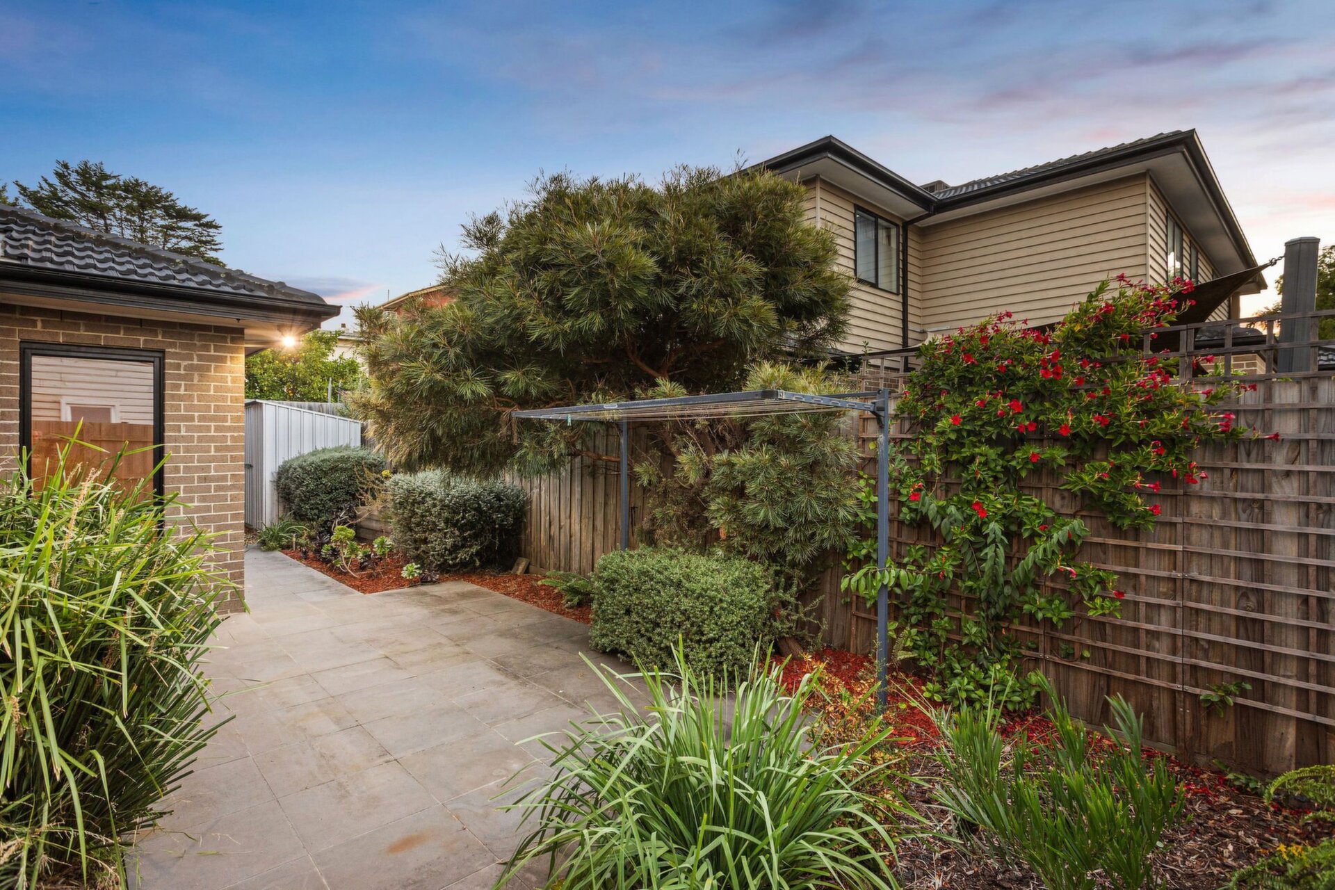 1 Geofrey Street, Frankston Sold by Abode Peninsula - image 1