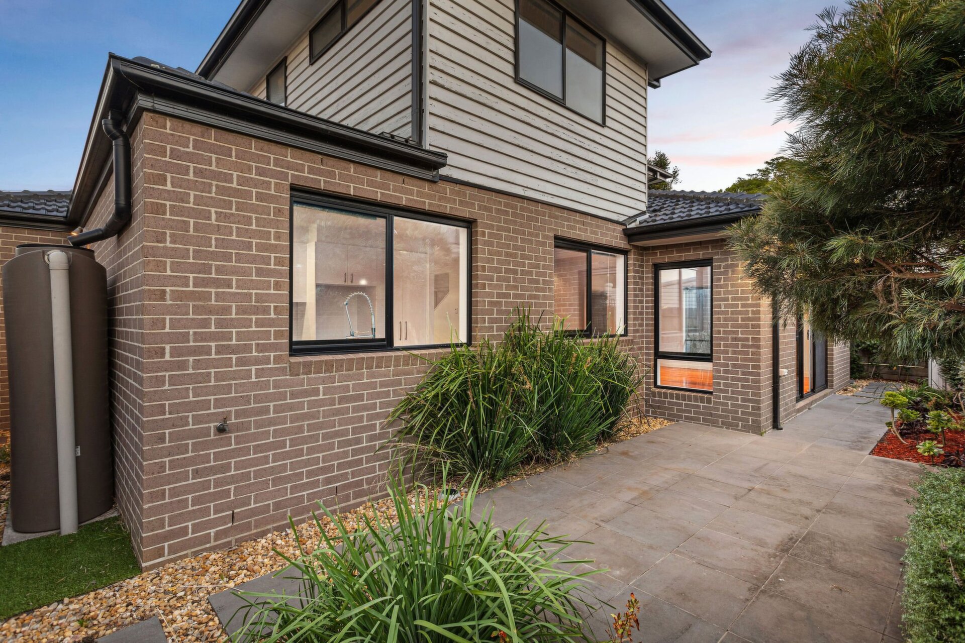 1 Geofrey Street, Frankston Sold by Abode Peninsula - image 1