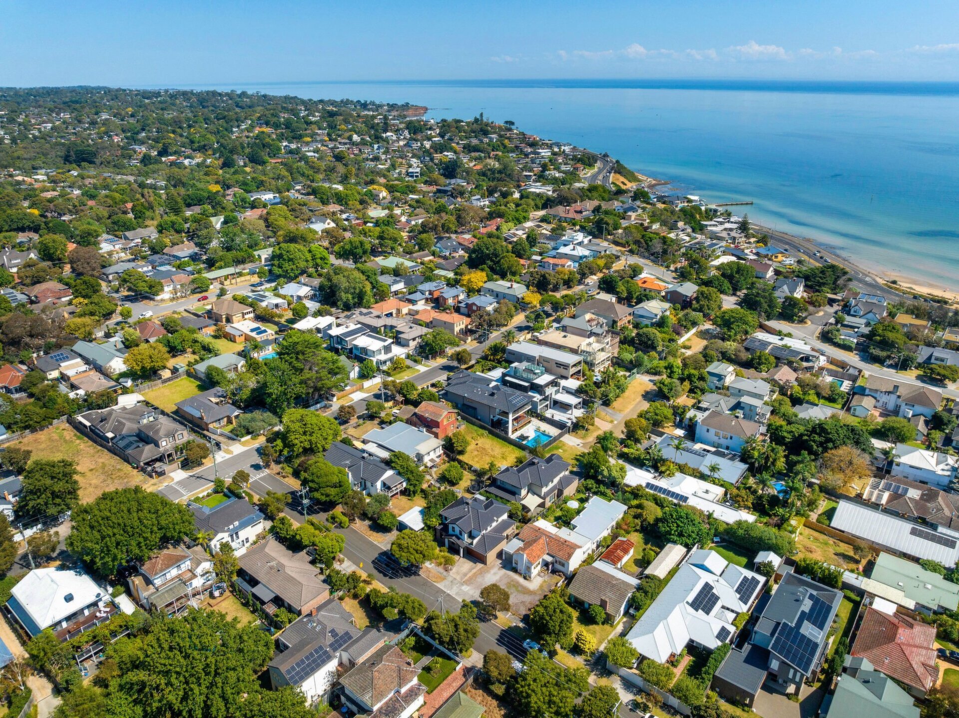 1 Geofrey Street, Frankston Sold by Abode Peninsula - image 1