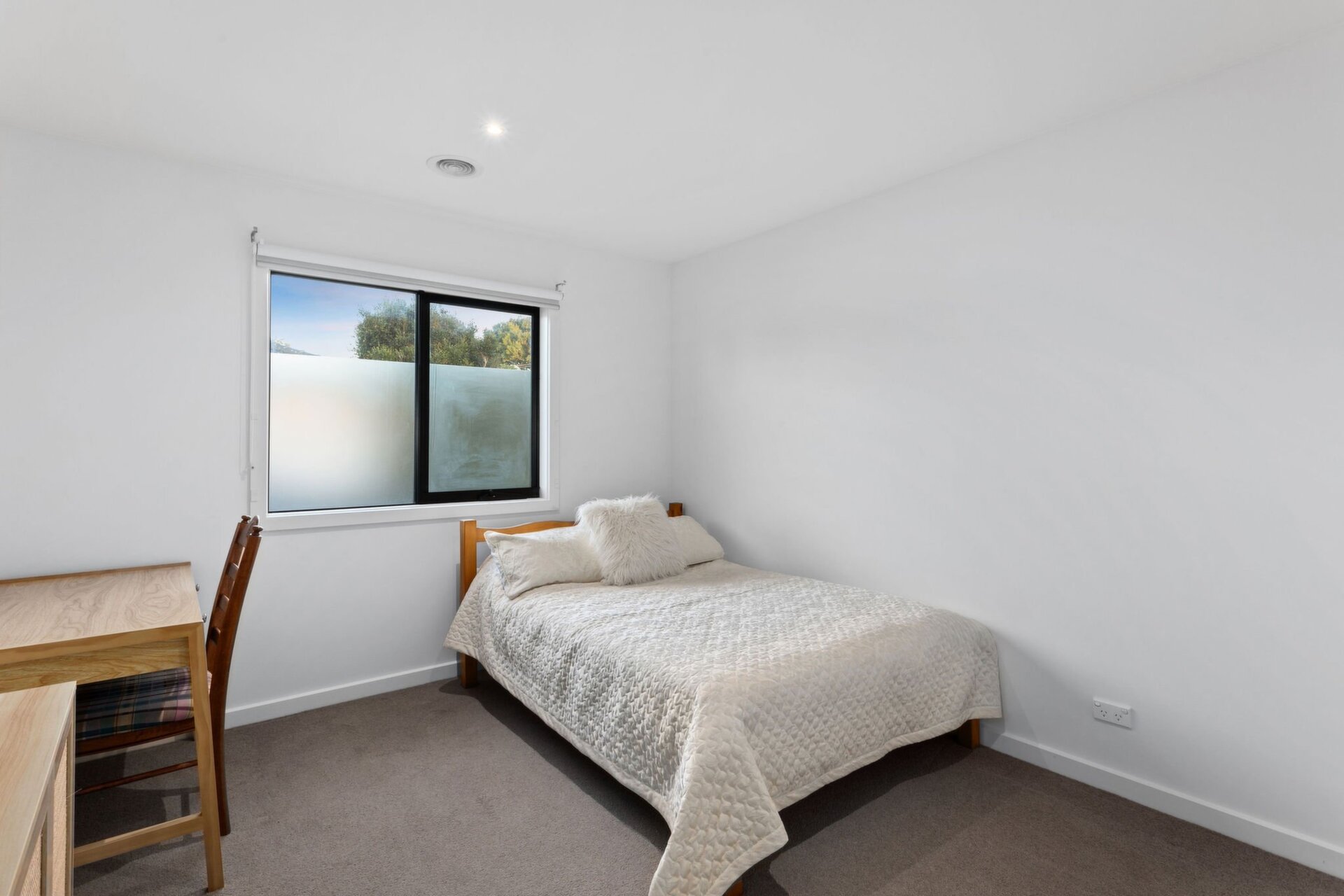 17 Helen Street, Frankston Sold by Abode Peninsula - image 1