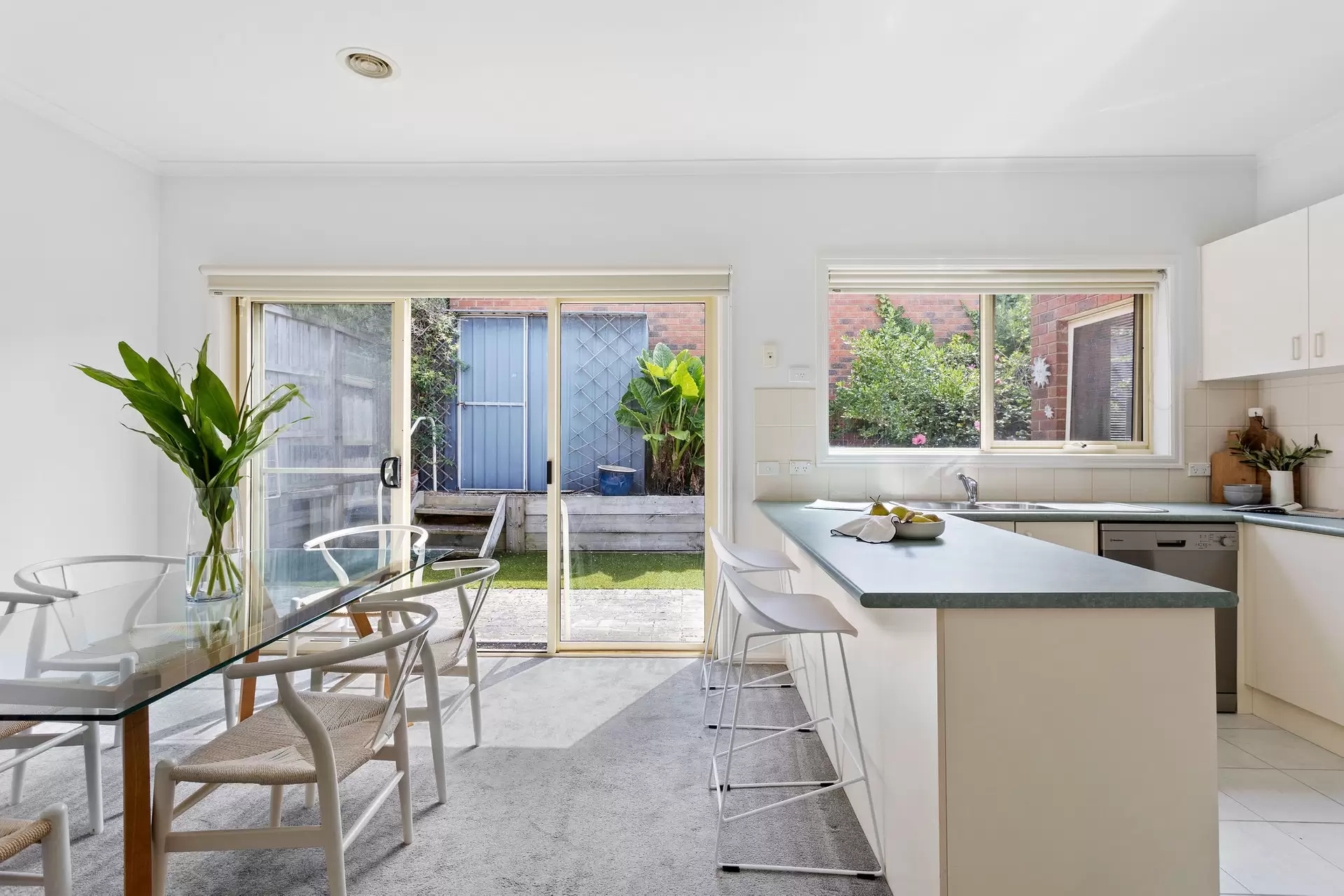 2/19 Venice Street, Mornington For Sale by Abode Peninsula - image 1