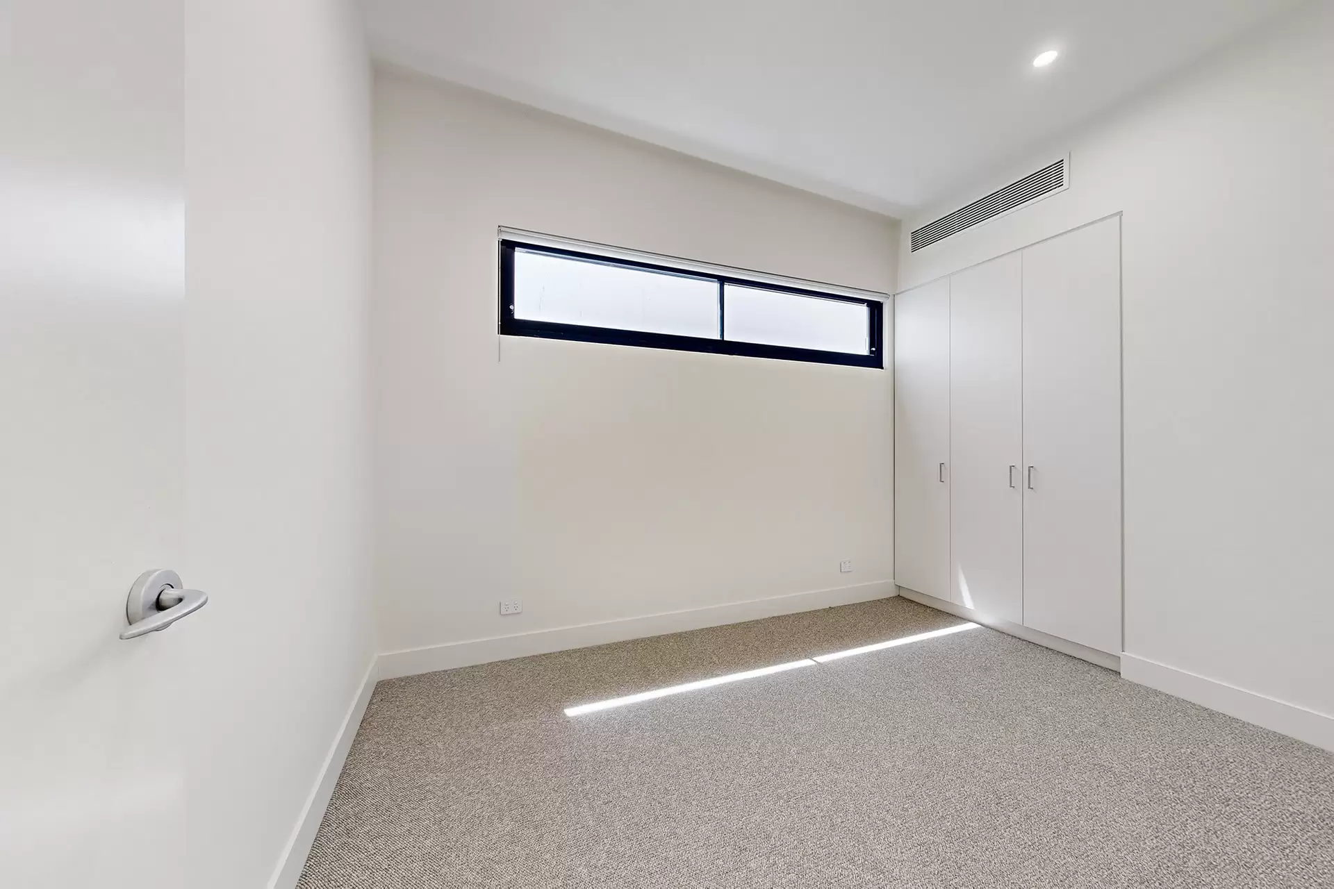 2/38 McLaren Place, Mornington Leased by Abode Peninsula - image 1