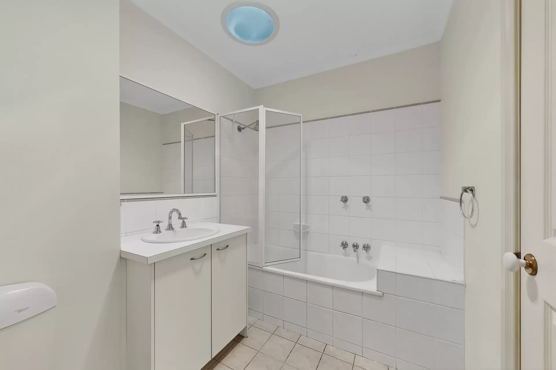 11 Edward Street, Mordialloc Leased by Abode Peninsula - image 1