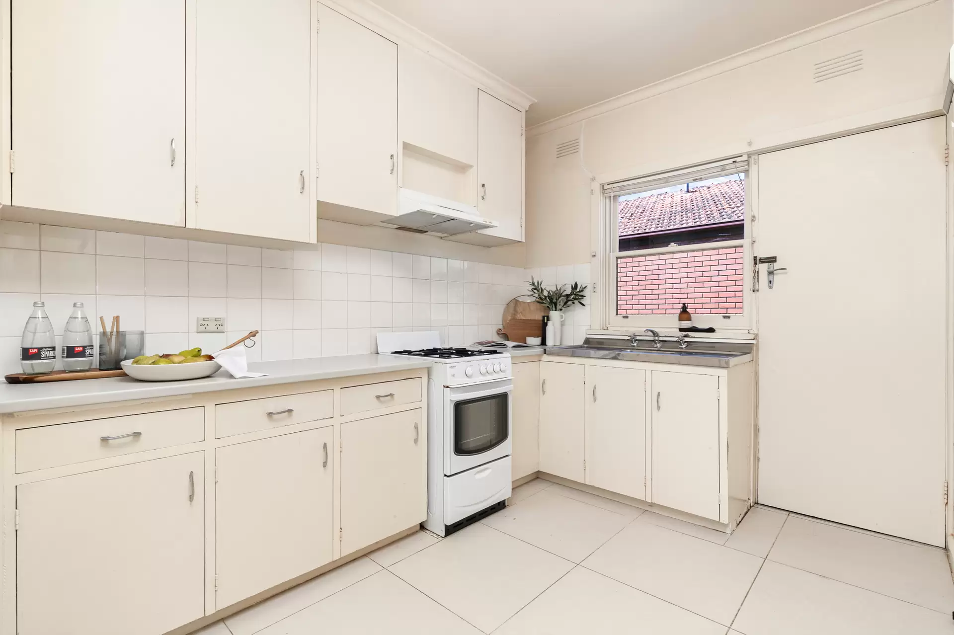 6/5 Barkly Street, Mornington For Sale by Abode Peninsula - image 1