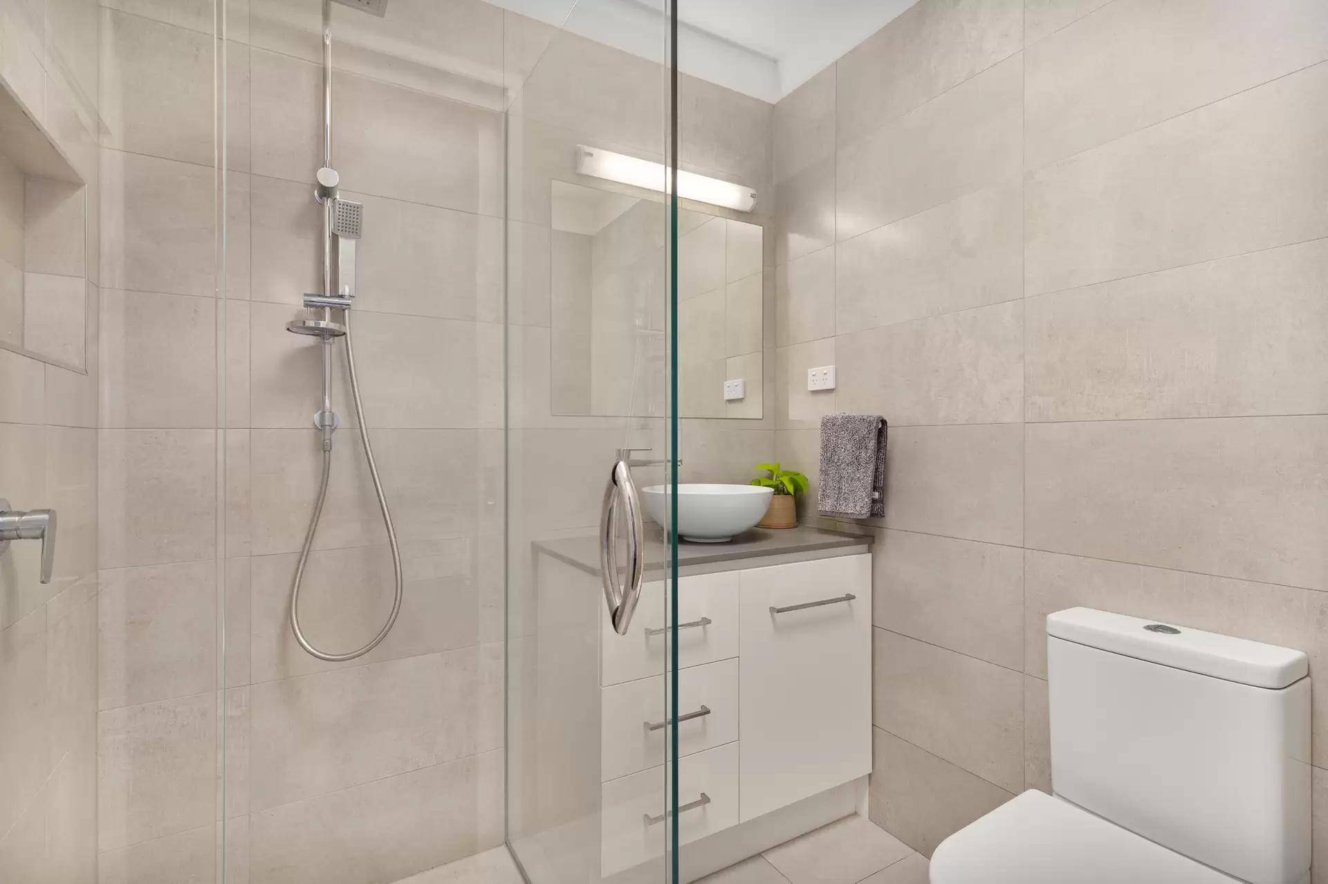 111 Austin Avenue, McCrae For Sale by Abode Peninsula - image 1