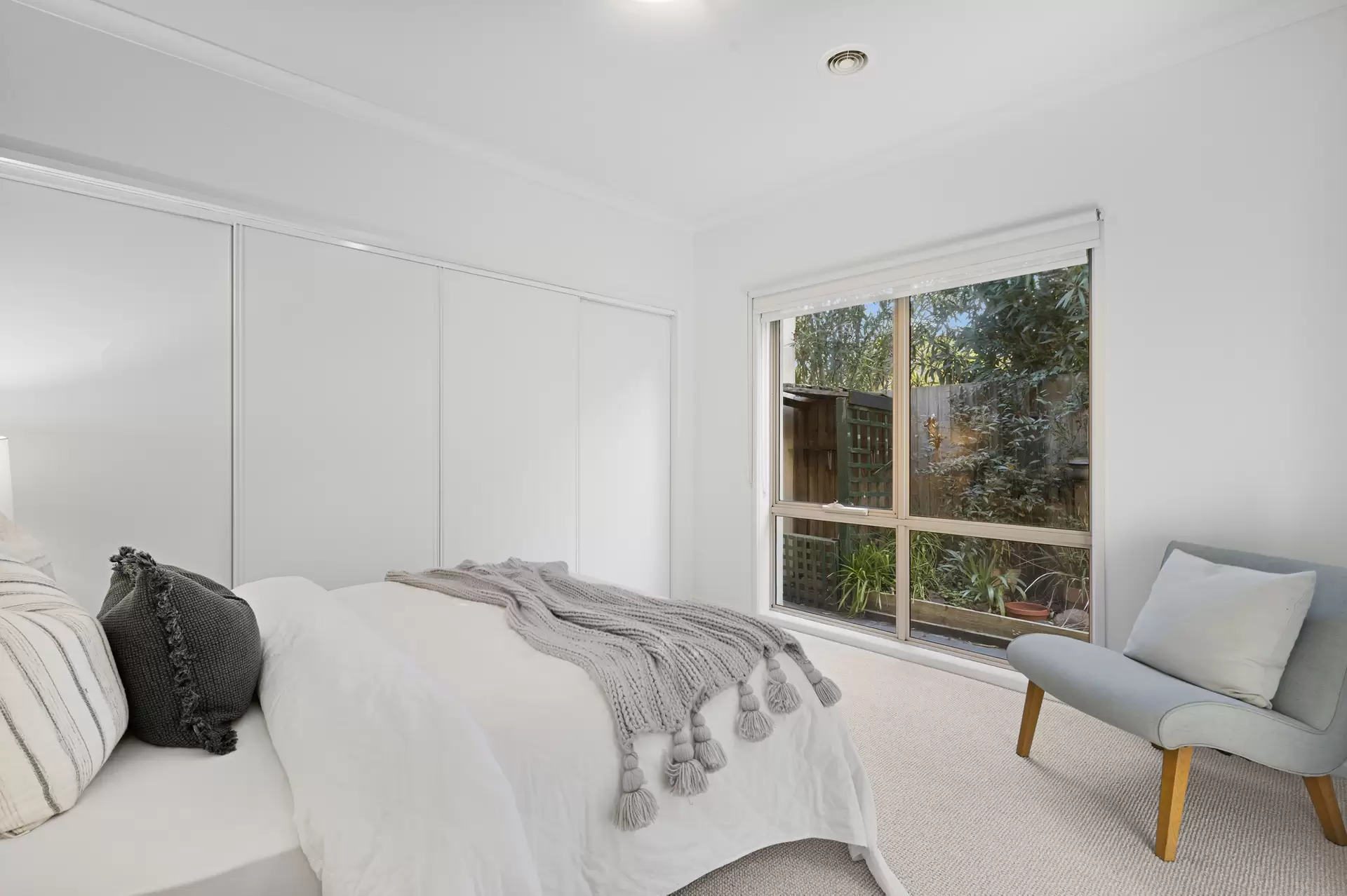 2/61 Strachans Road, Mornington For Sale by Abode Peninsula - image 1